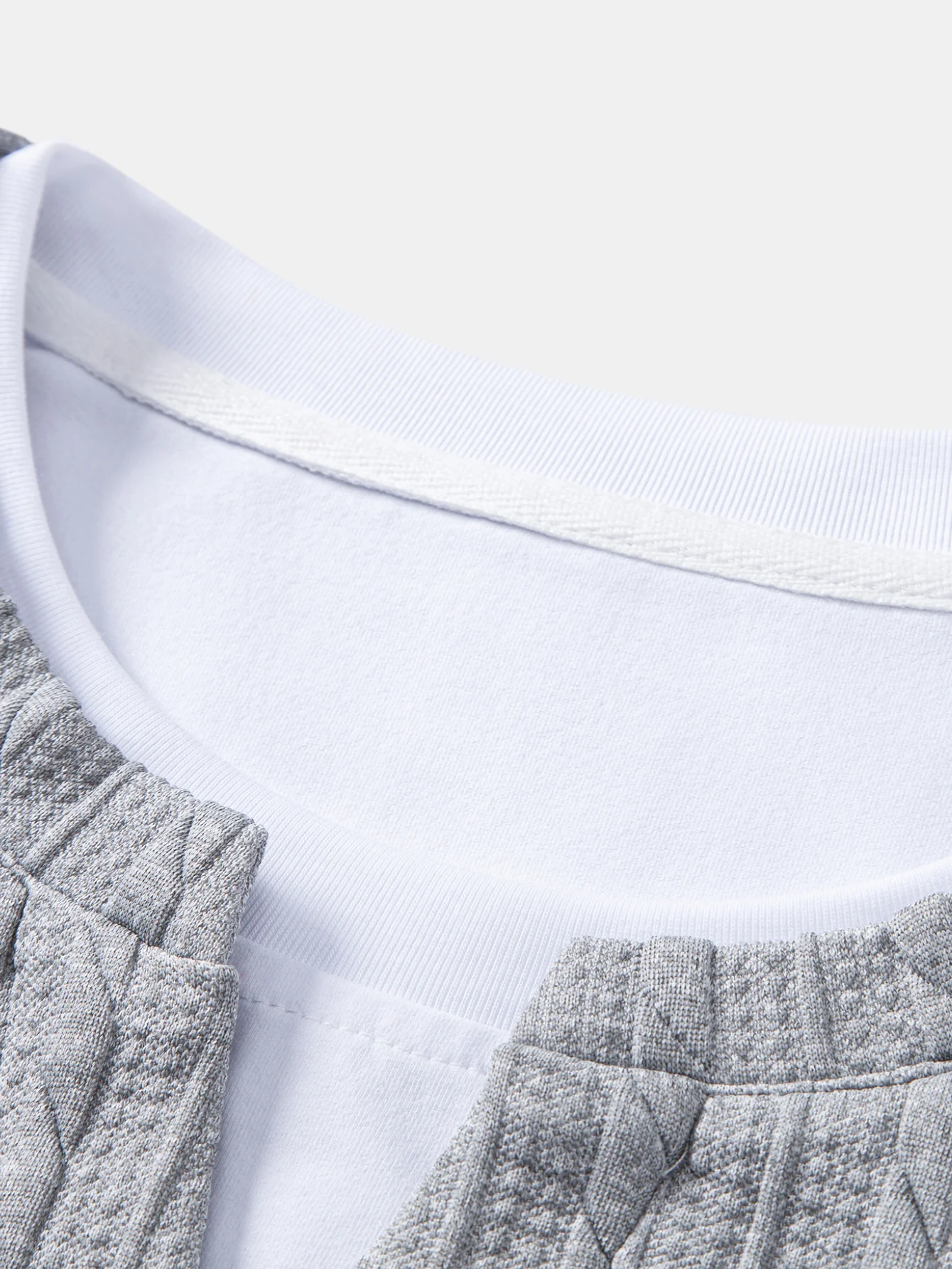 Relax Fit 2 In 1 Twisted Jacquard Notched Collar T-Shirt - Image 5