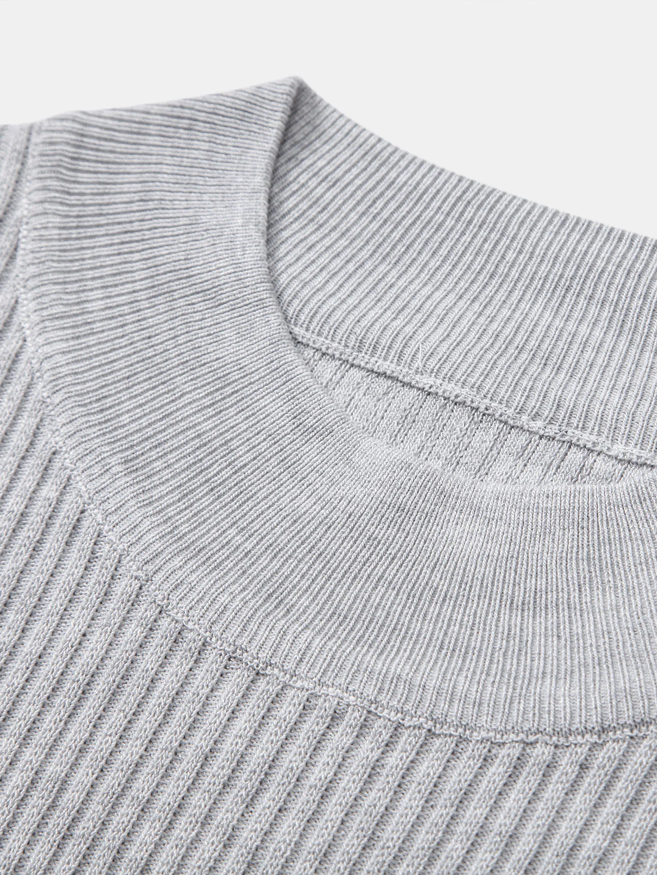 Ribbed Mock Neck Knit T-Shirt - Image 11
