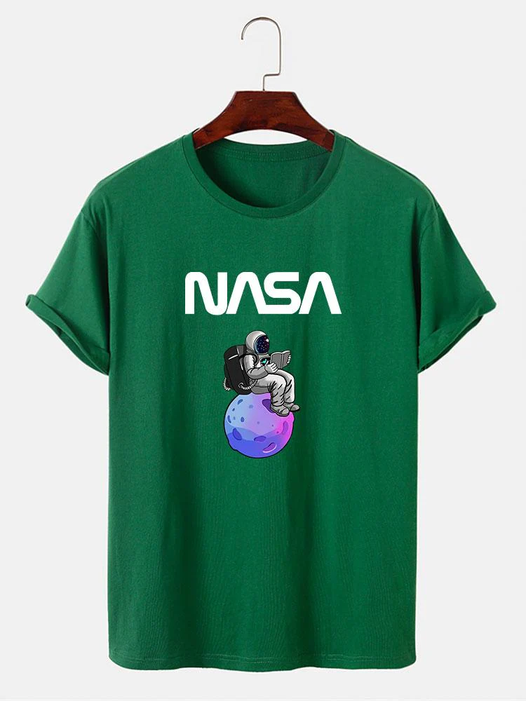 Astronaut Buch lesen Druck T-Shirt - Image 10