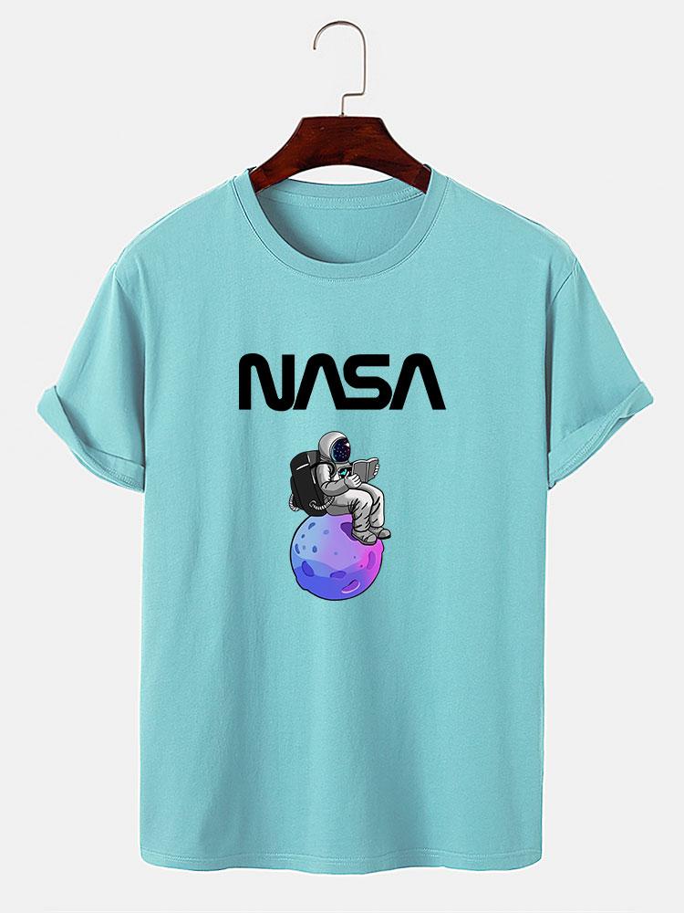 Astronaut Buch lesen Druck T-Shirt - Image 8