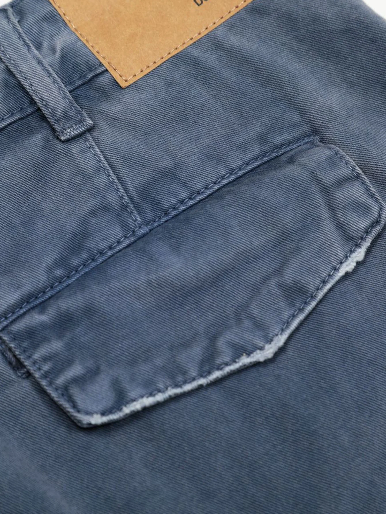 Baggy Fit gewaschene distressed Denim Cargo-Hose - Image 5