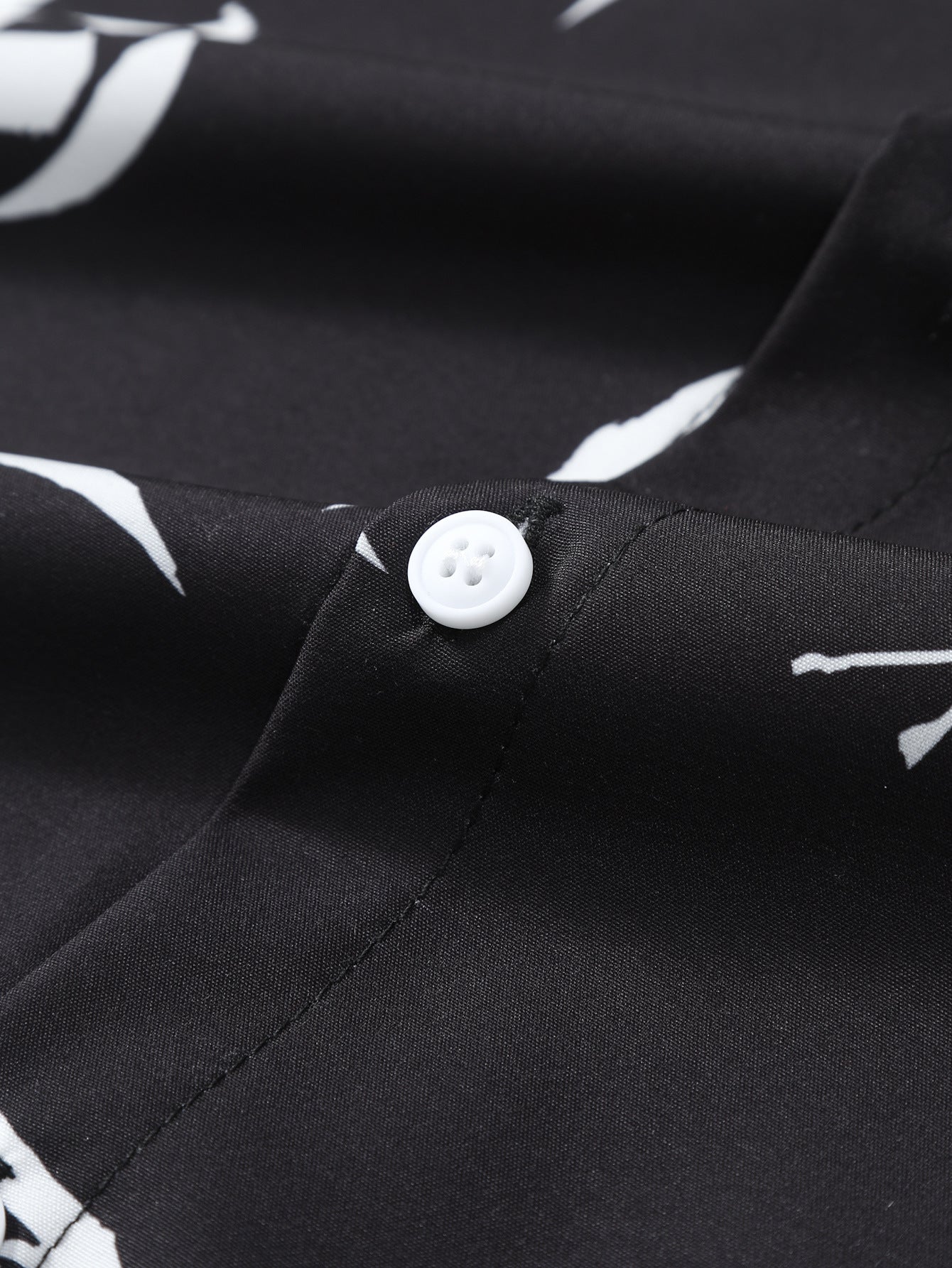Bamboo Leaves Print Button Up Shirt - Image 4