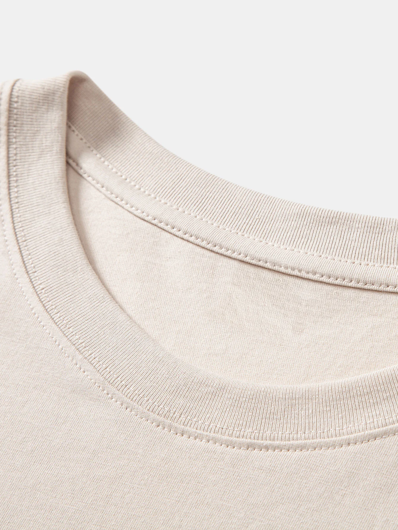 Basic Cotton Arc Hem T-Shirt - Image 11
