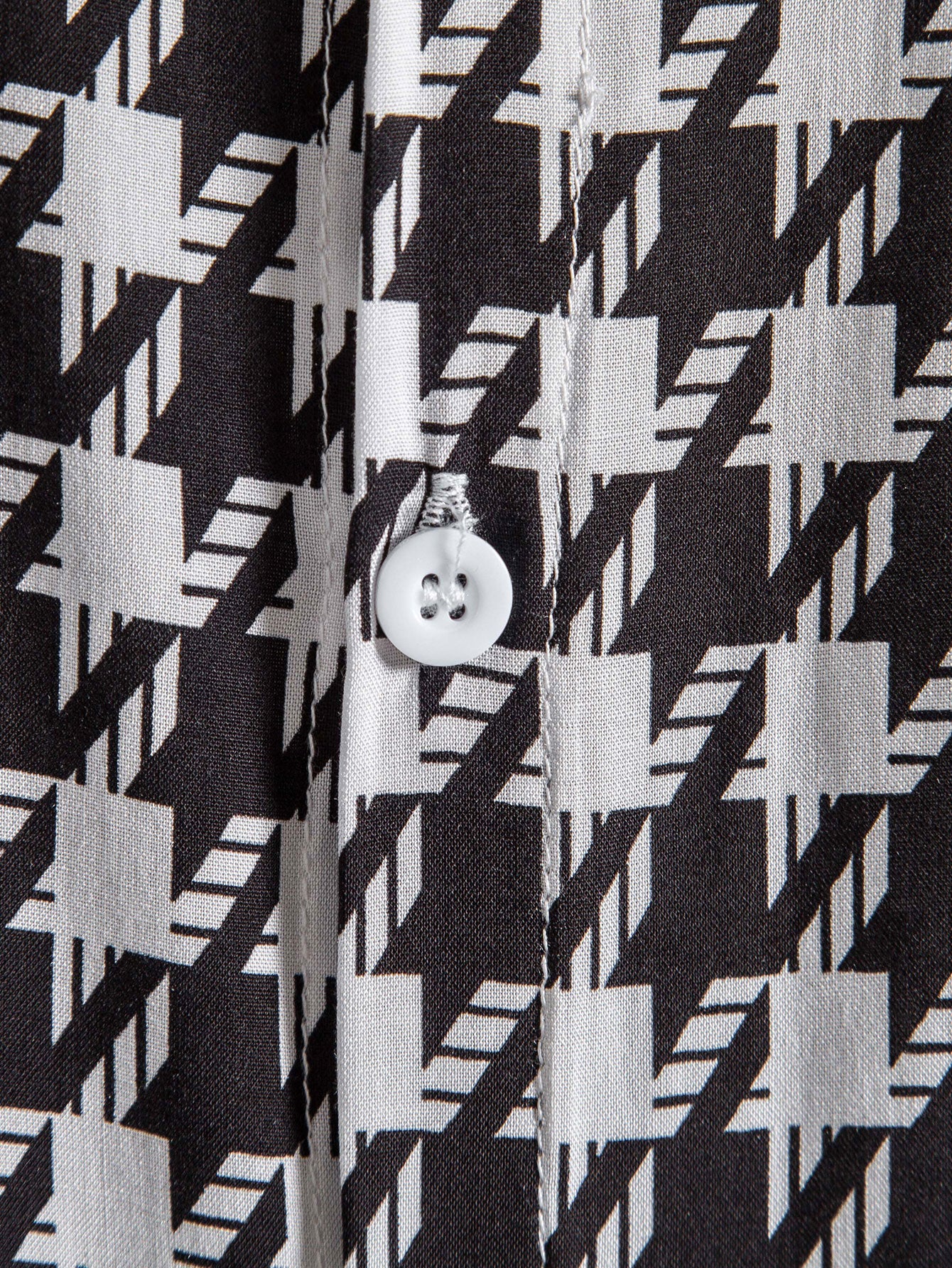 Schwarz-weiße geometrische Druckbluse - Image 4