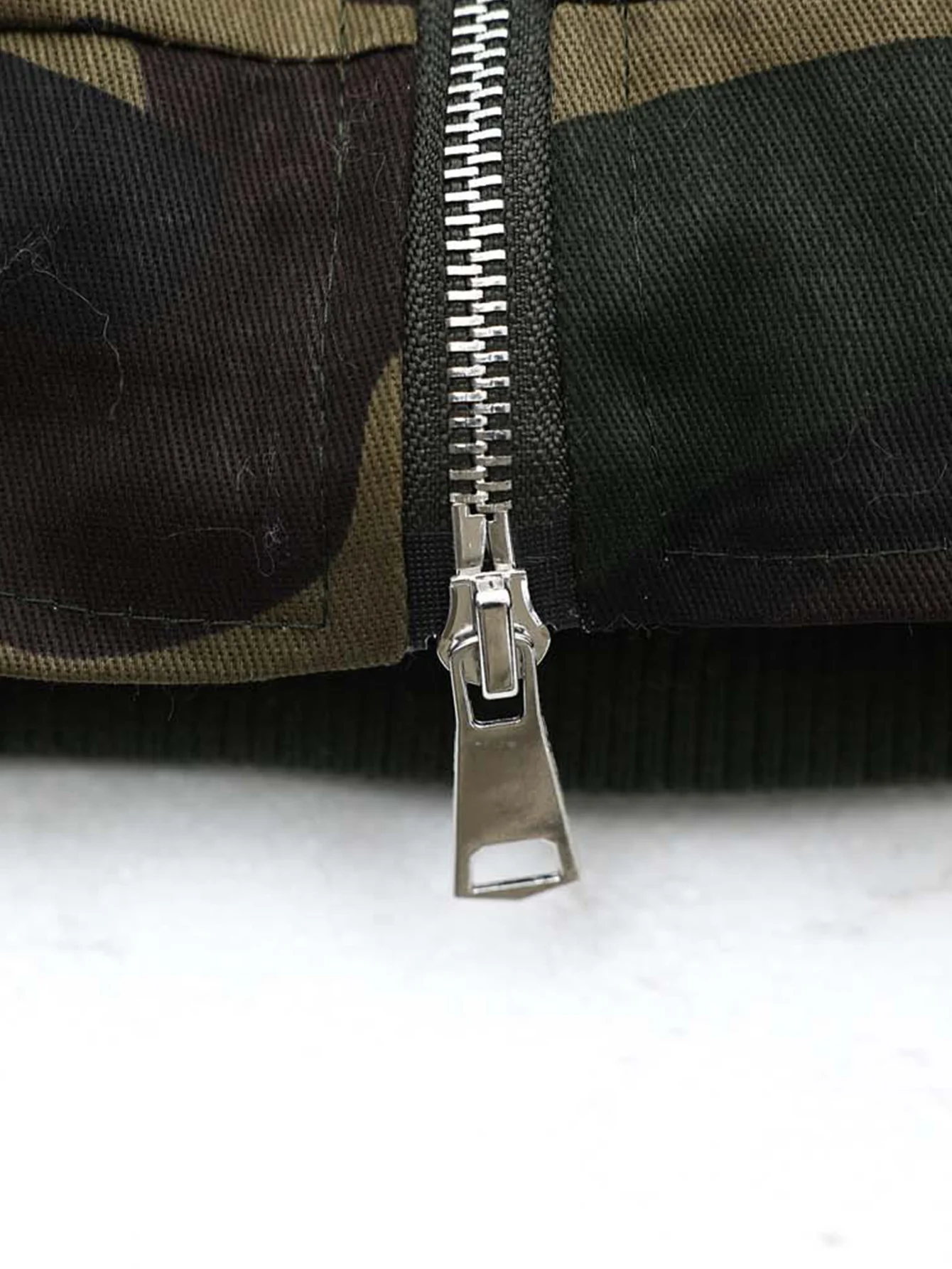 Boxy Tarnmuster Kunstpelzkragen Kapuzenjacke - Image 6
