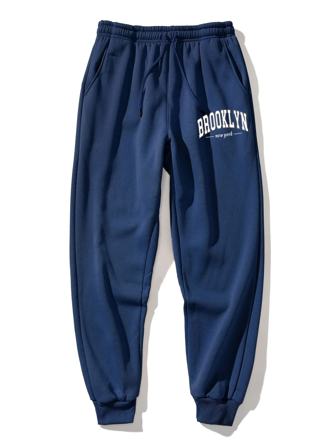 Brooklyn Briefdruck Hoodie & Jogginghose - Image 16
