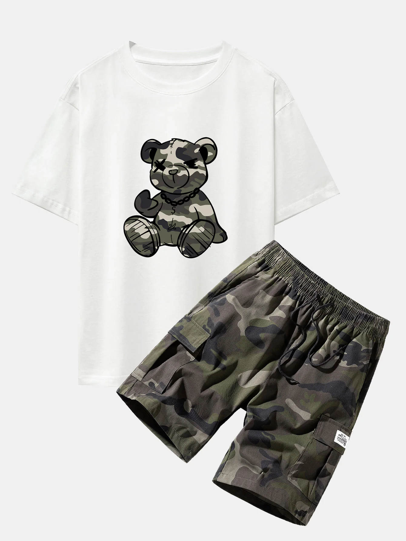 Camouflage Bärenprint Oversize T-Shirt mit überschnittenen Schultern & Kordelzug Cargo Shorts