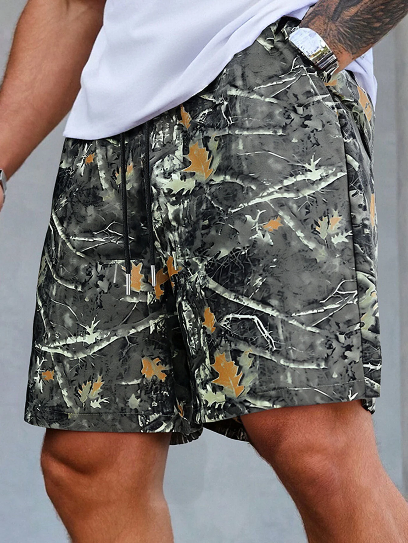 Camouflage New York Print Drop Shoulder Oversize T-Shirt & Forest Camo Print Drawstring Shorts - Image 7