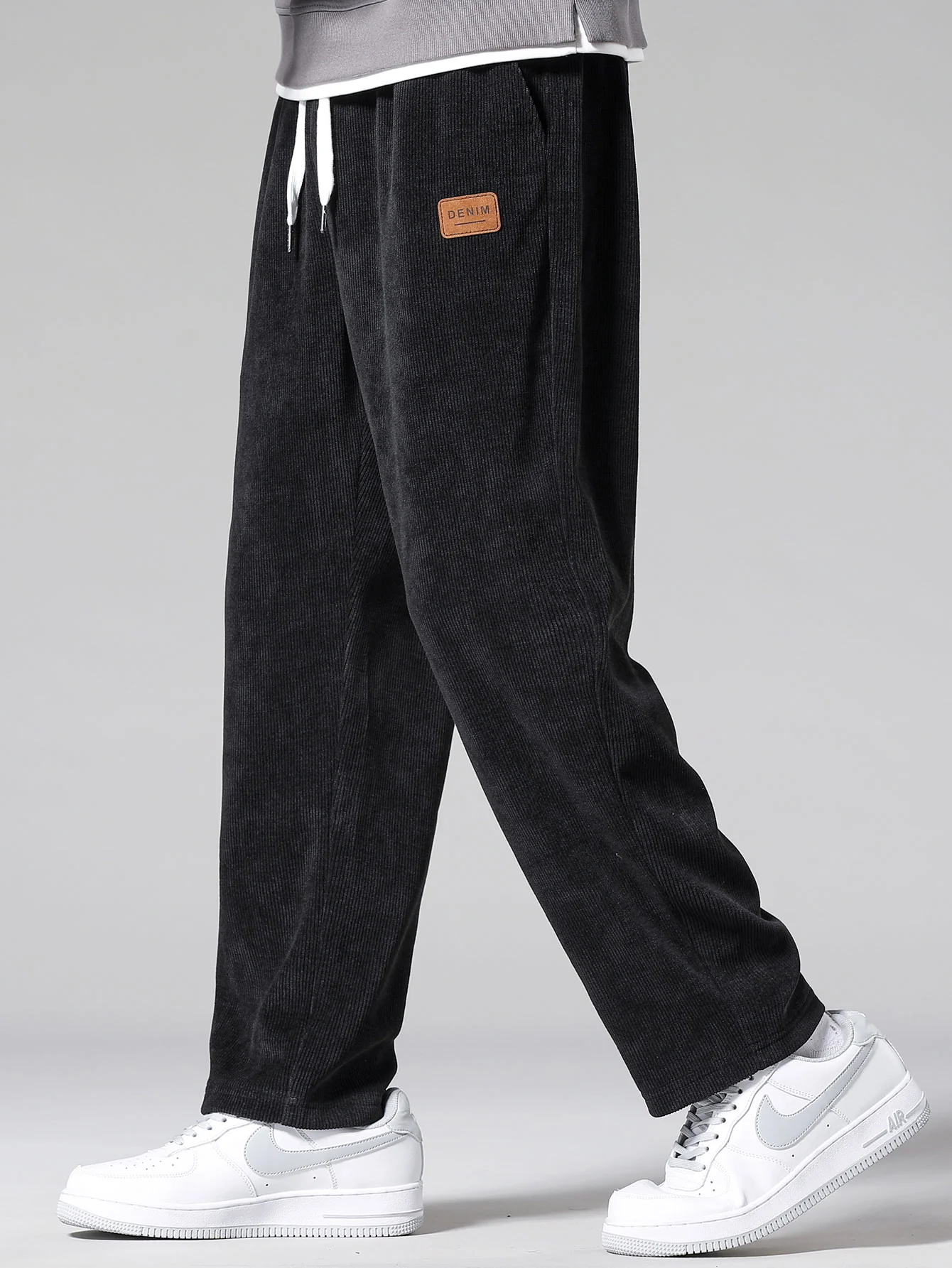 Monaco Slogan Druck Drop Shoulder Oversize T-Shirt & Gerade Bein Cordhosen - Image 9