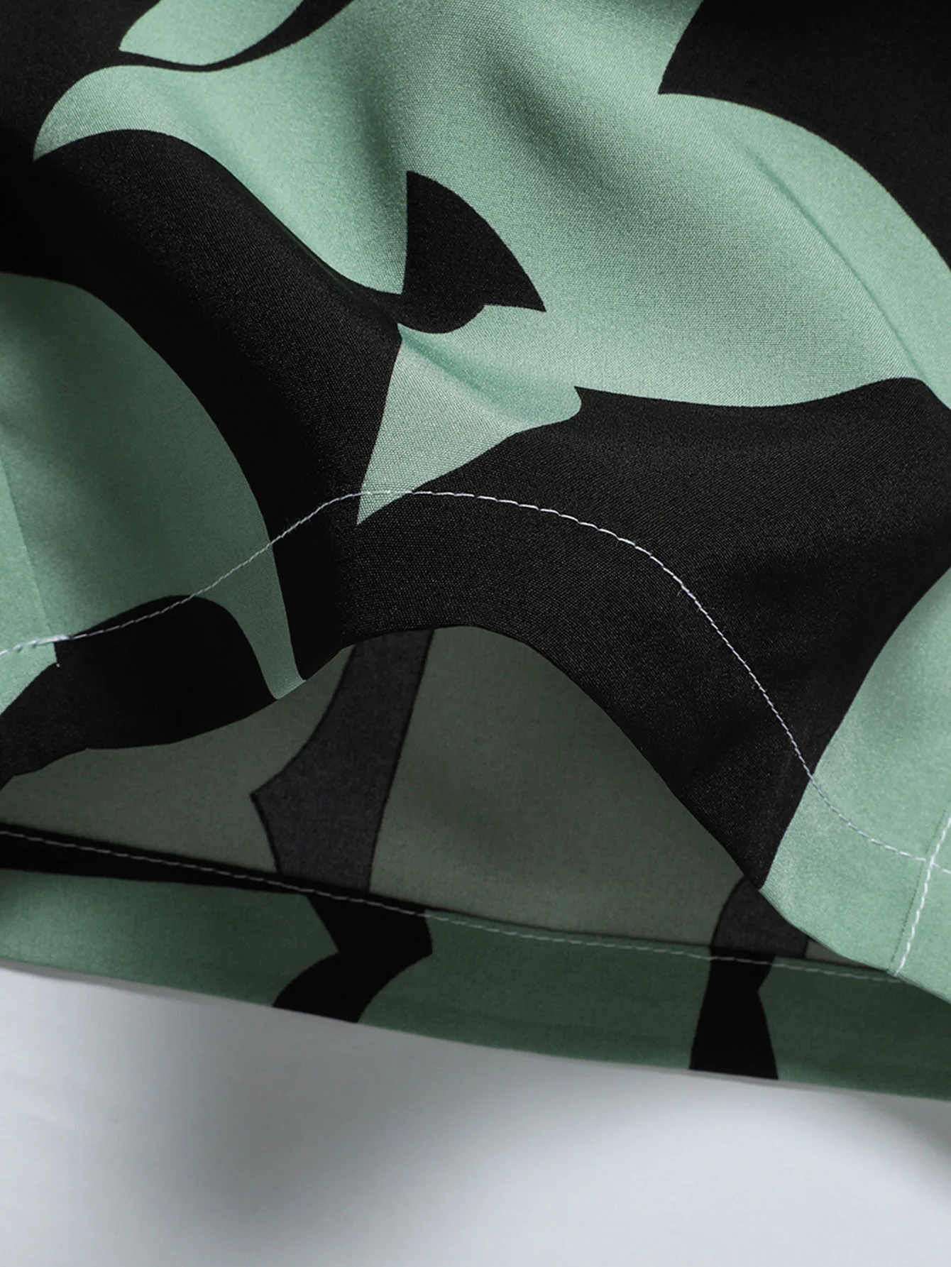 Farbblockdruck Reißverschluss Taschen Shorts - Image 9