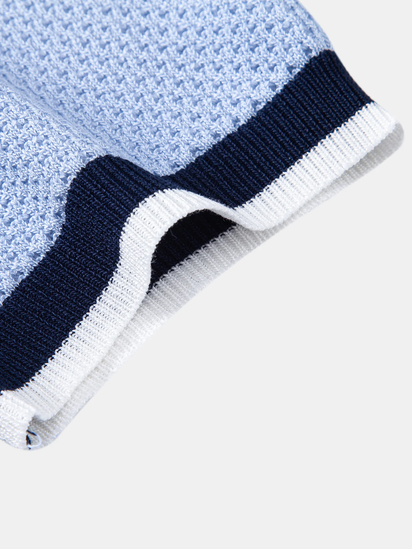 Color Block Textured Zipper Knit Polo - Image 5