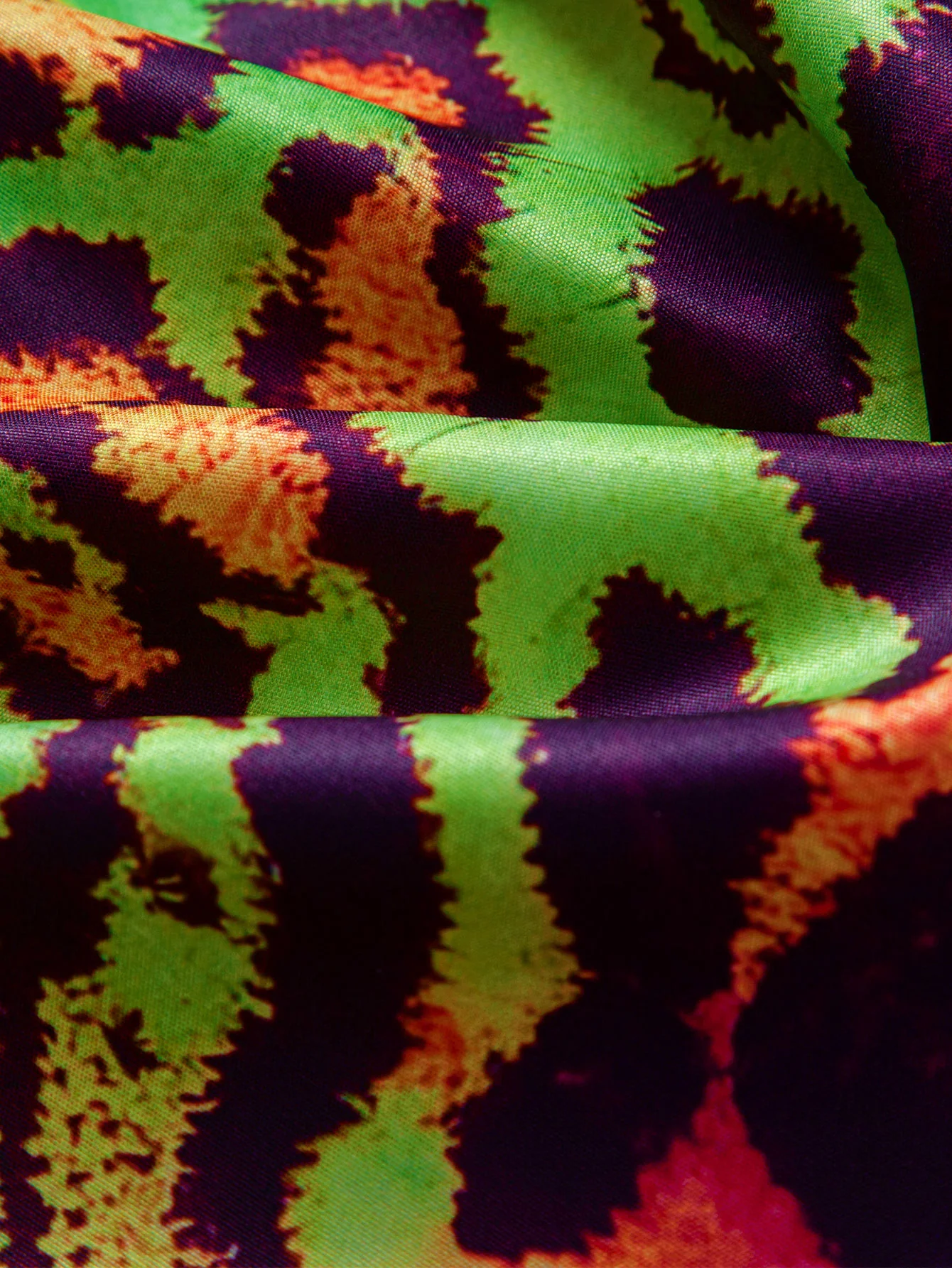 Colorful Leopard Print Button Up Shirt & Swim Shorts - Image 10