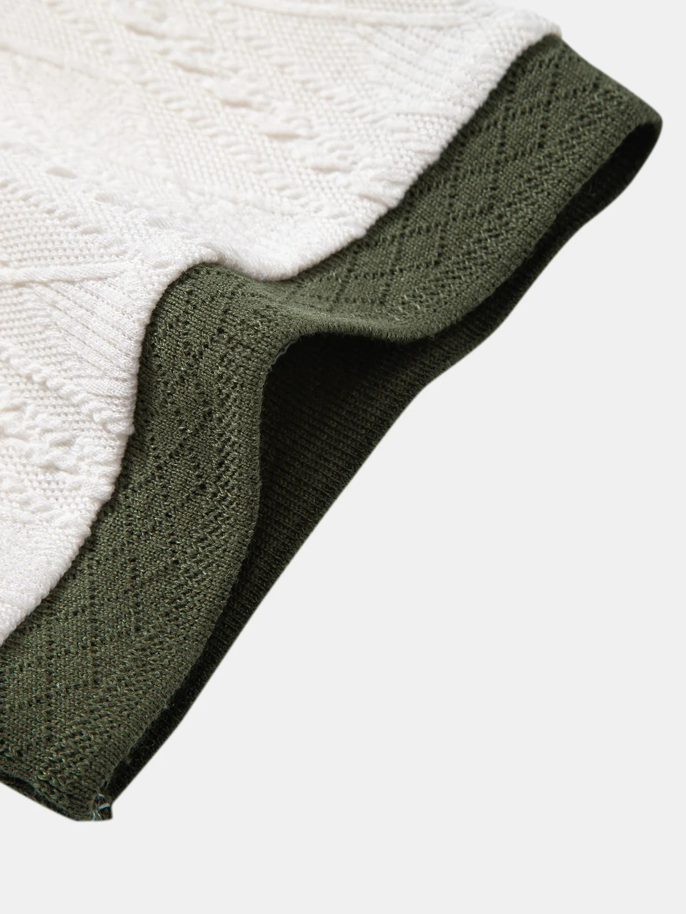 Contrast Collar Geometric Jacquard Knit Polo - Image 14