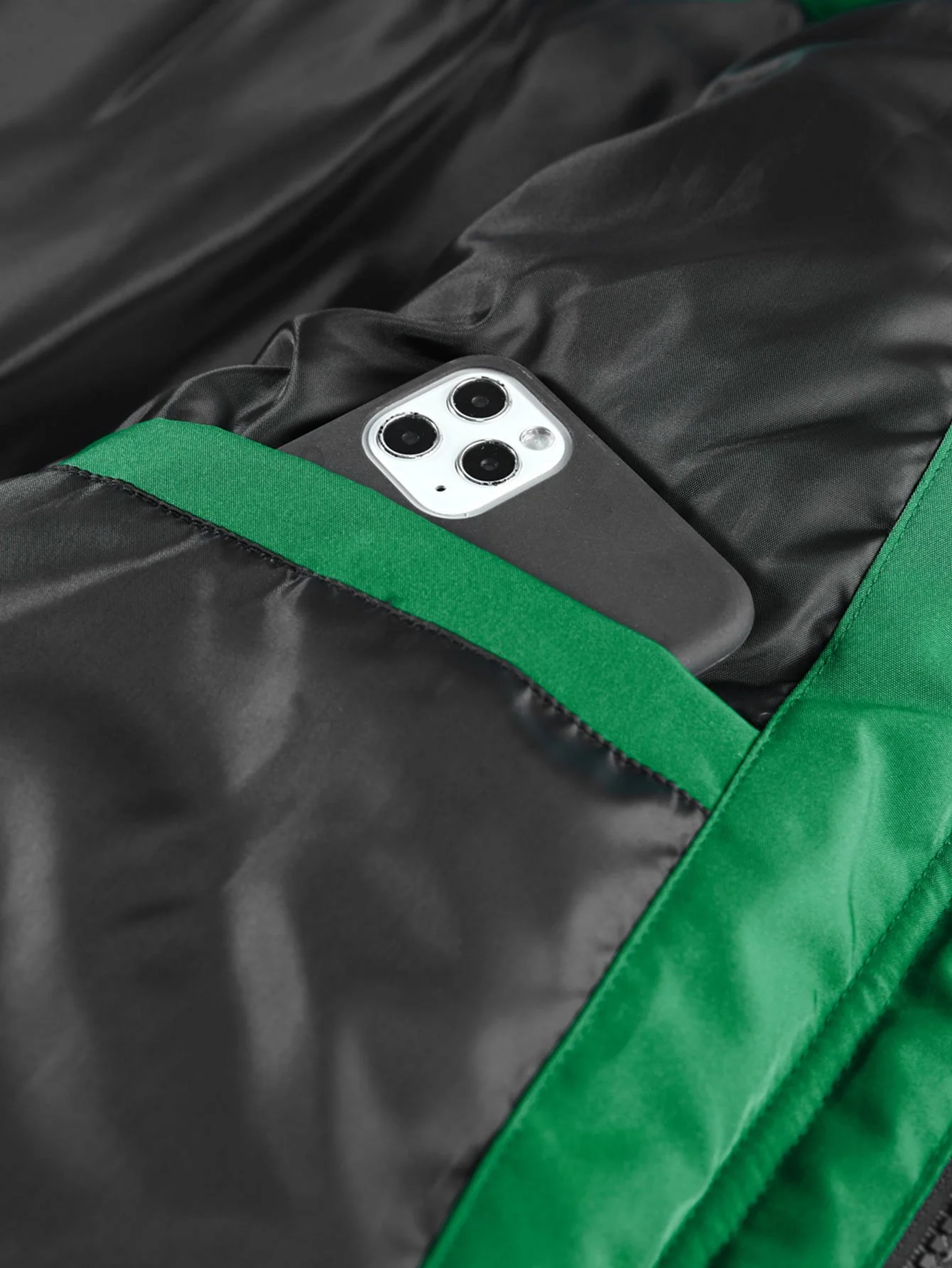Kontrast Kapuzen-Pufferjacke - Image 11