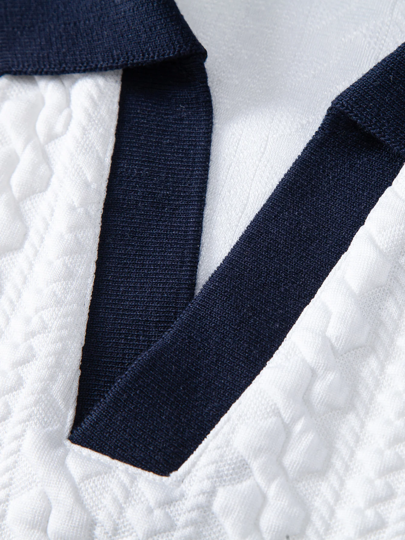 Contrast Jacquard Polo - Image 4