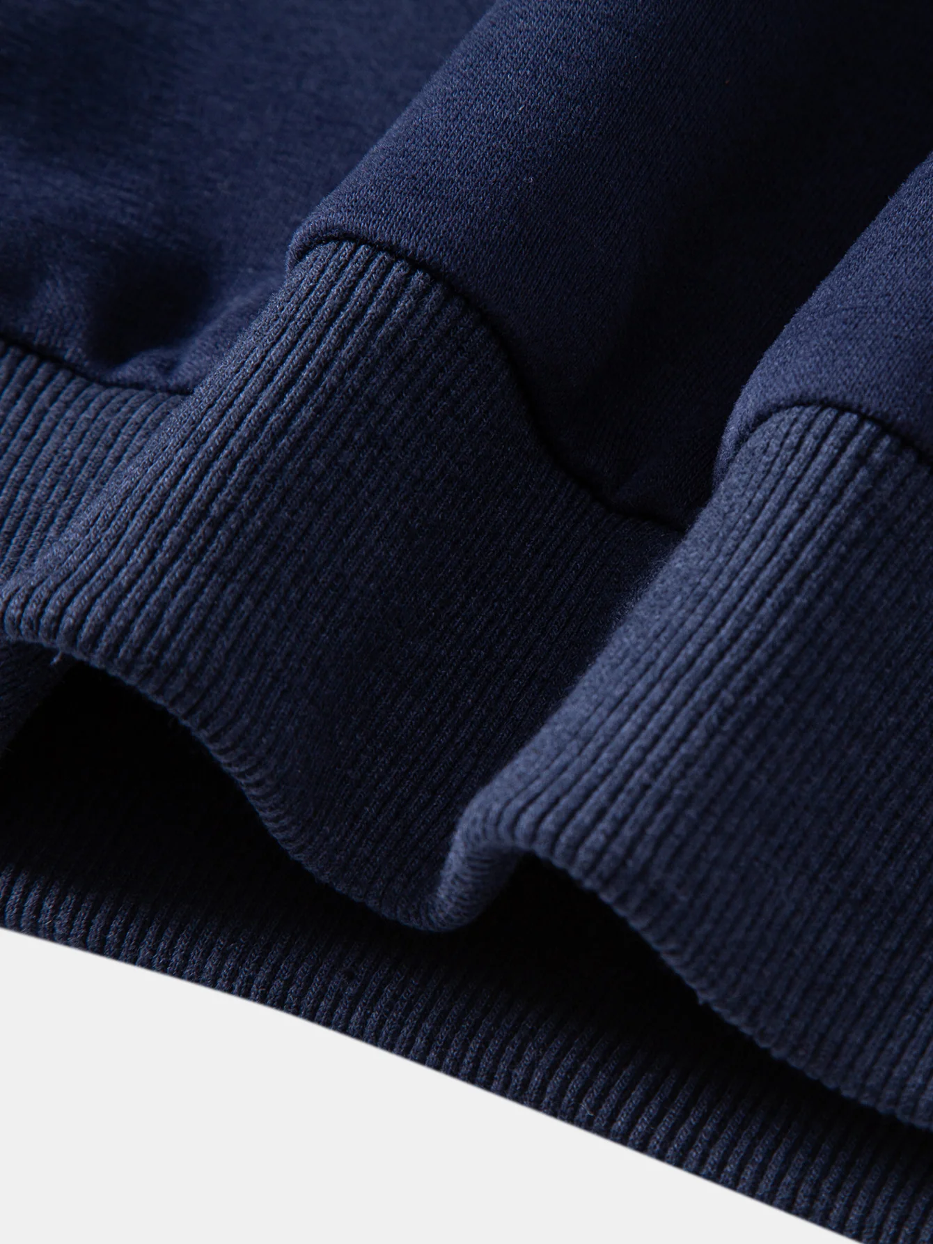 Sweatshirt mit kontrastierendem Poloshirts-Kragen - Image 21