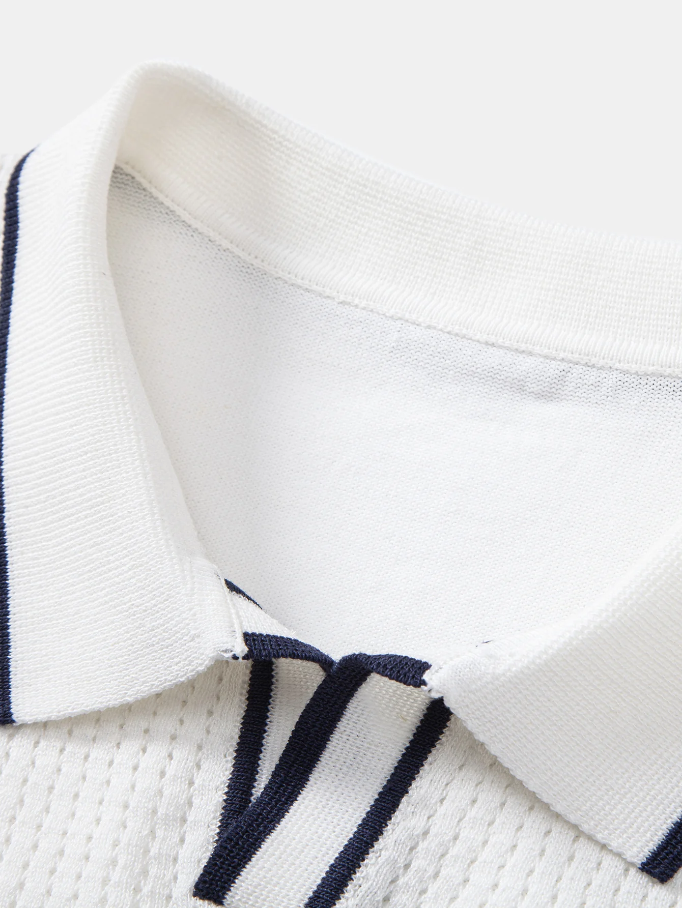 Contrast Stripe Trim Pocket Johnny Collar Knit Polo - Image 11