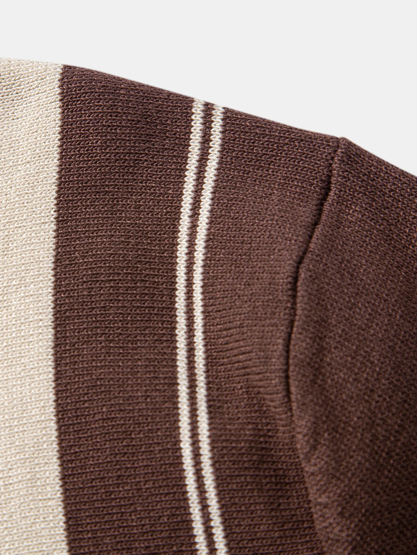 Contrast Striped Geometric zipper Knit Polo - Image 12