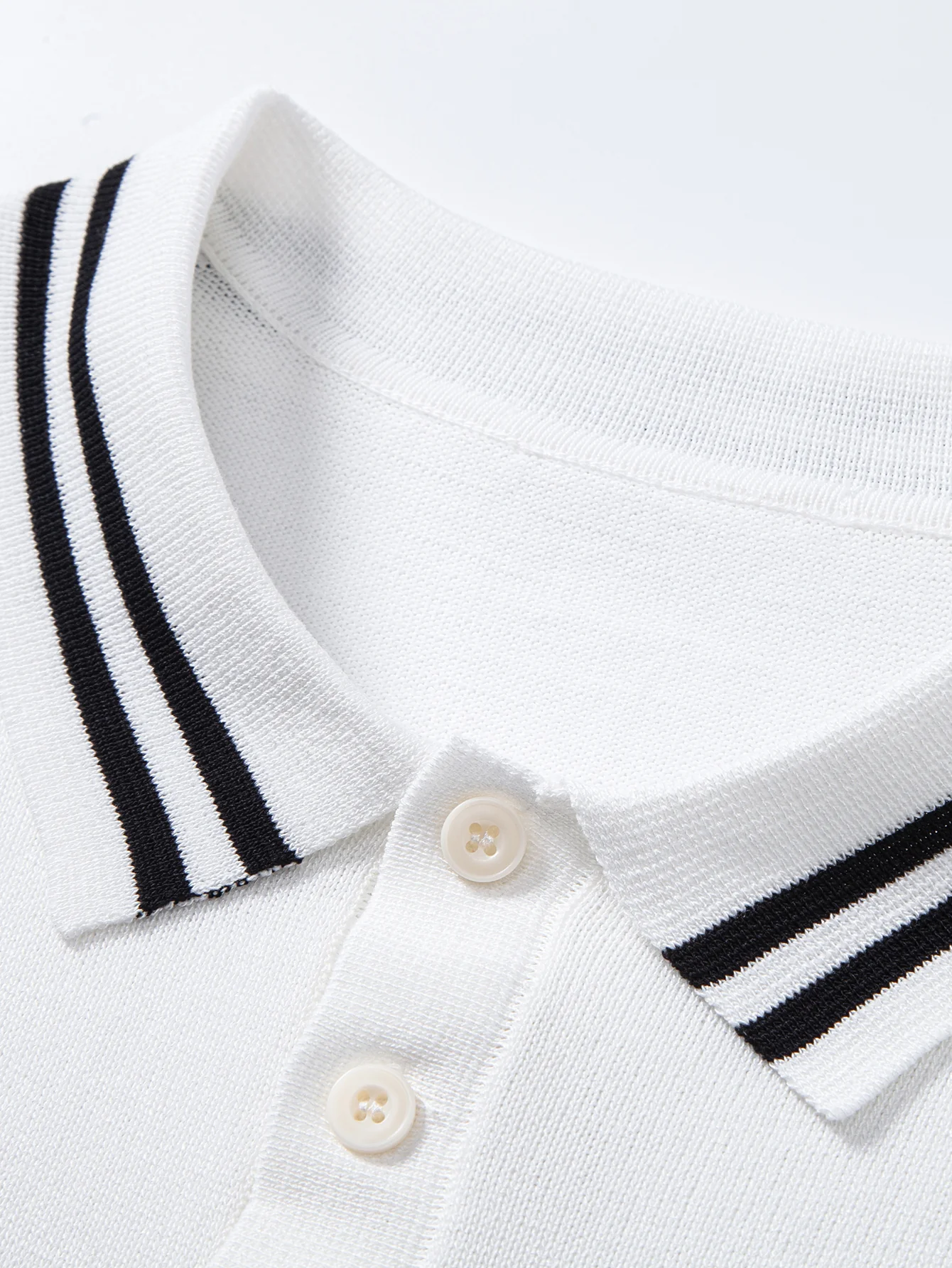 Contrast Trim Twisted Jacquard Knit Polo & Slim Fit Tapered Trousers - Image 21