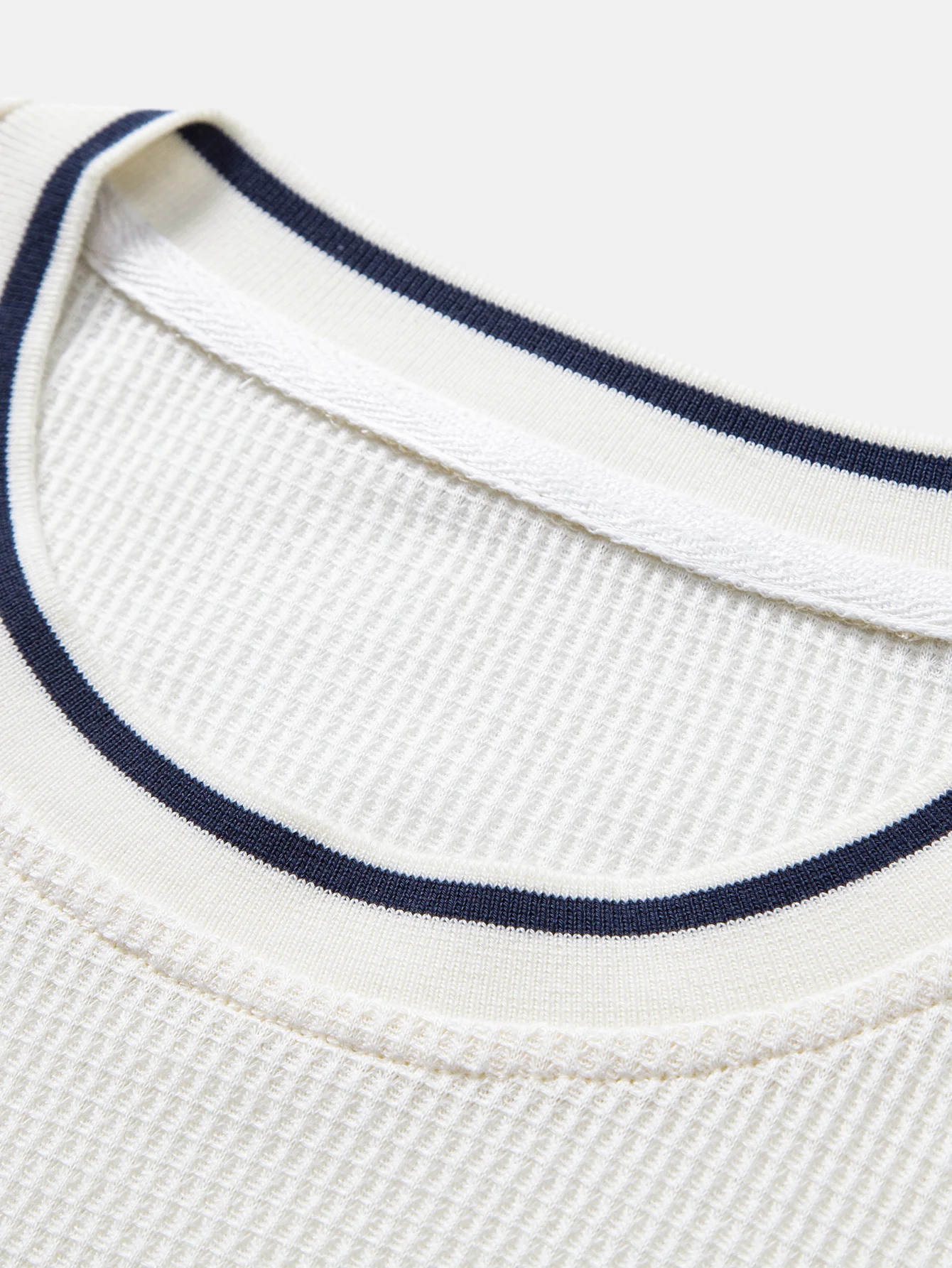 Contrast Trim Waffle Ringer T-Shirt & Elastic Waist Chino Shorts - Image 11