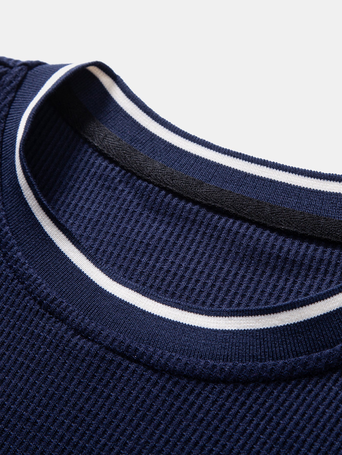Contrast Trim Waffle Ringer T-Shirt & Elastic Waist Chino Shorts - Image 15
