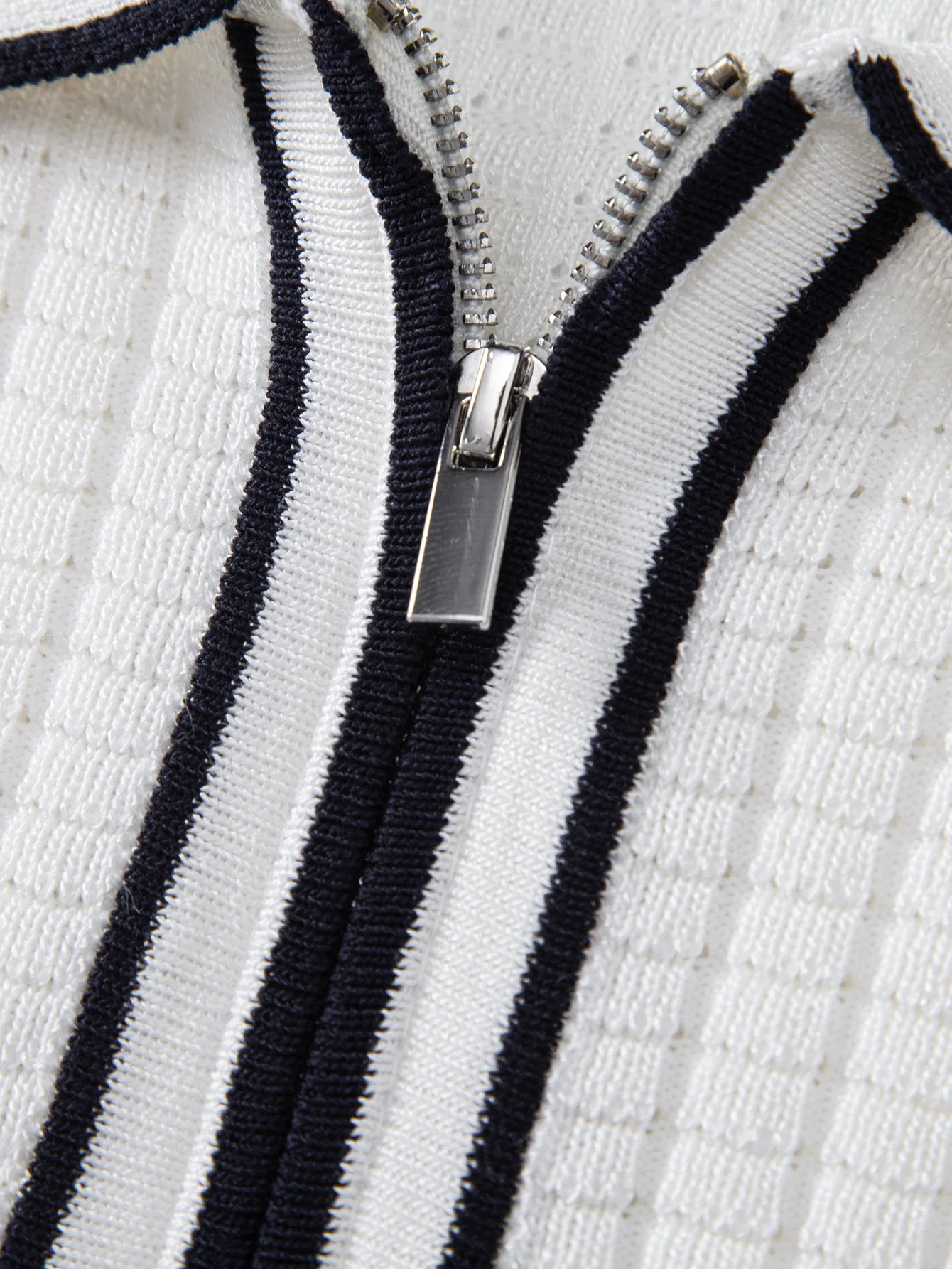 Contrast Trim Waffle Zipper Knit Polo - Image 10