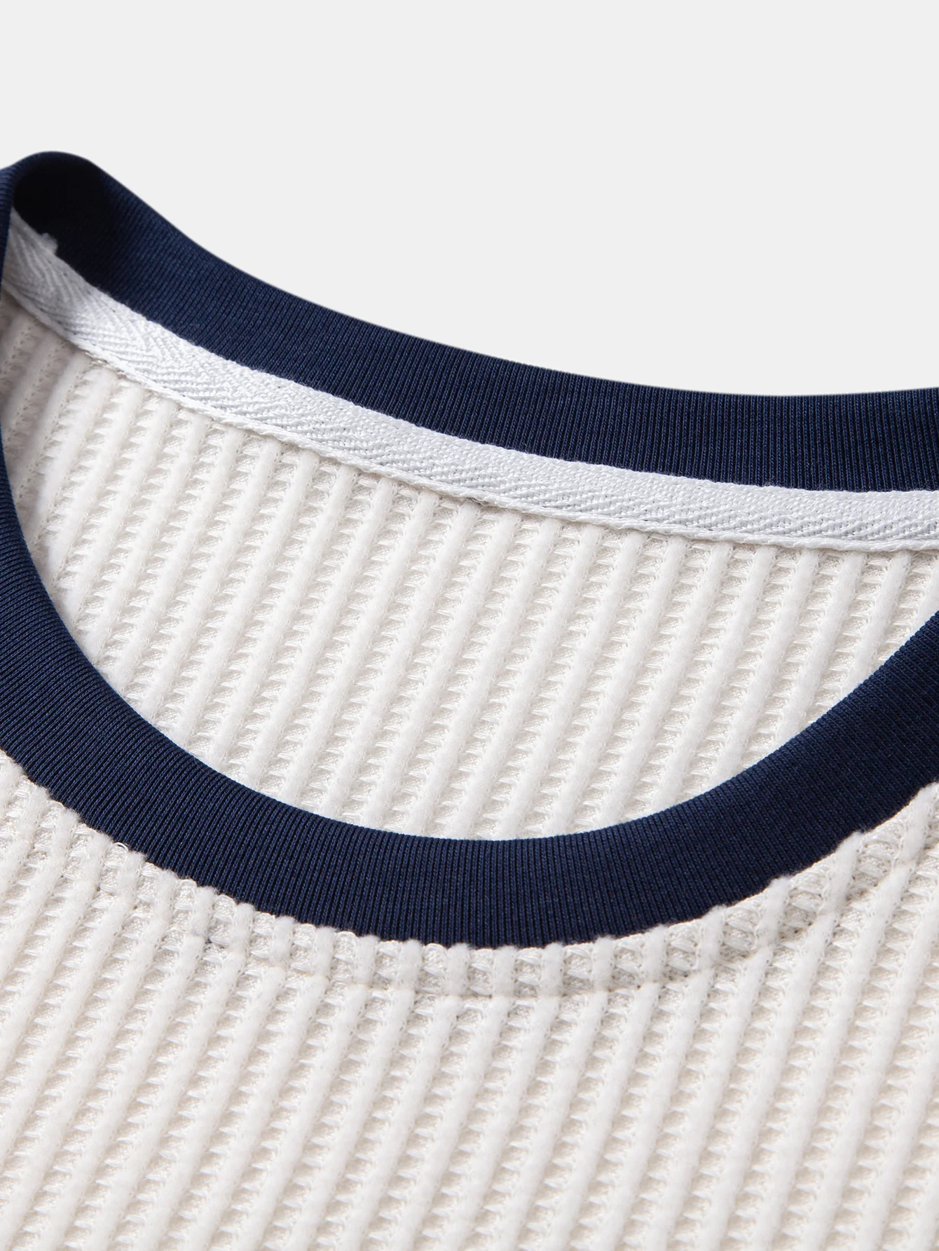 Contrast Waffle T-Shirt With Pocket - Image 5