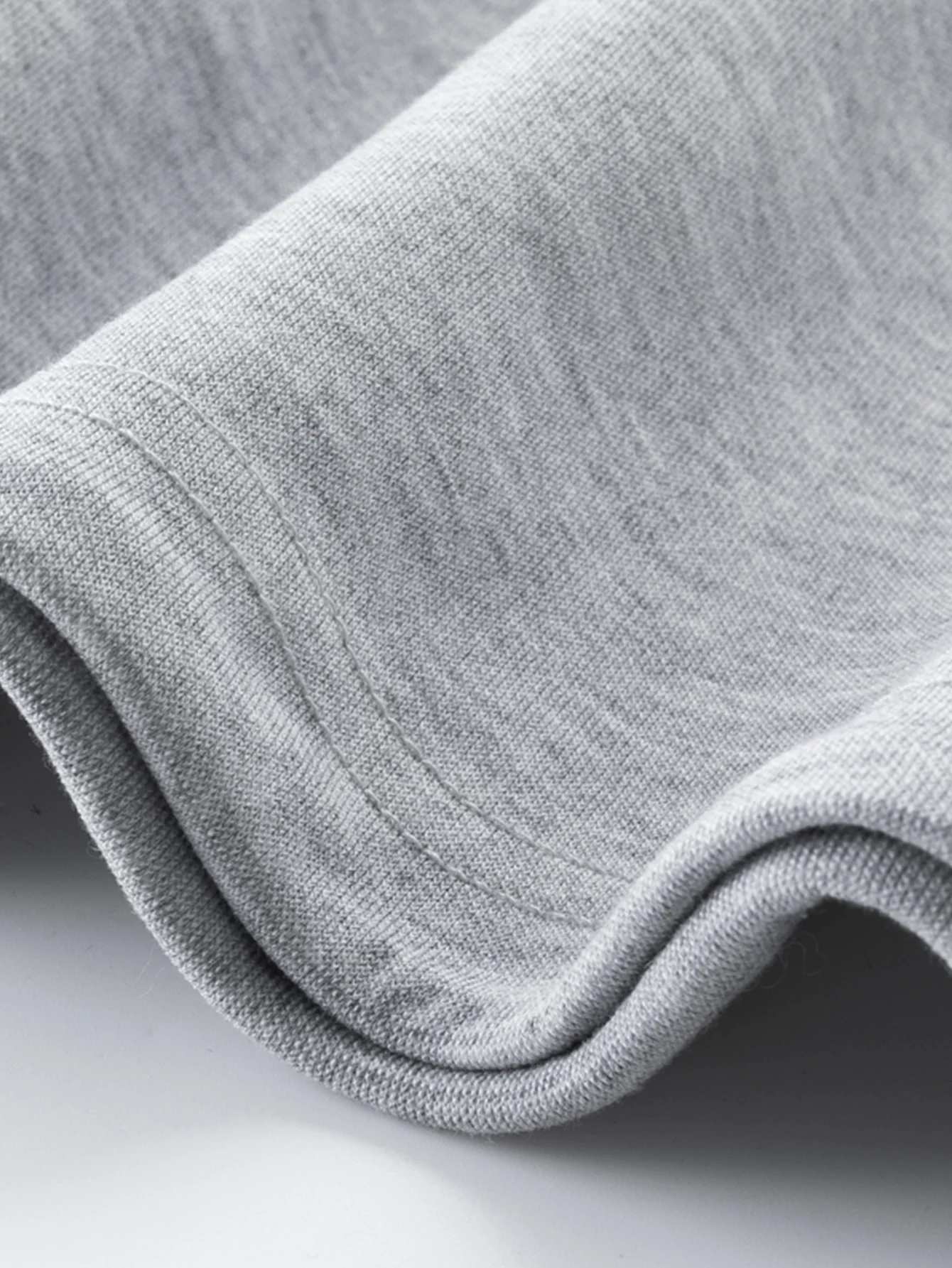 Sweatshirt mit kontrastierendem Reißverschluss und Poloshirts-Kragen - Image 13