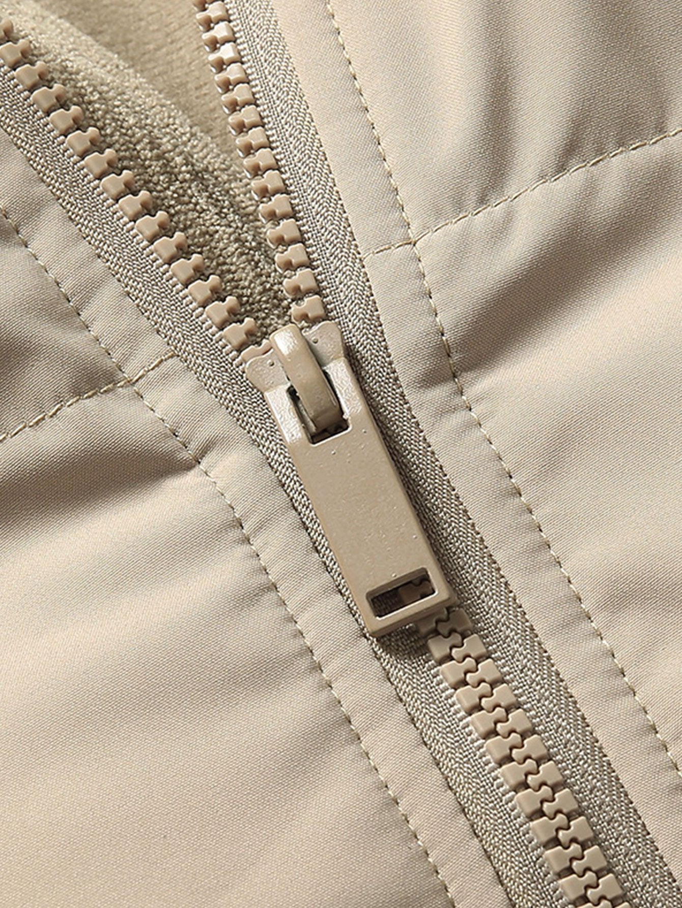 Corduroy-Patchwork-Pufferjacke - Image 11