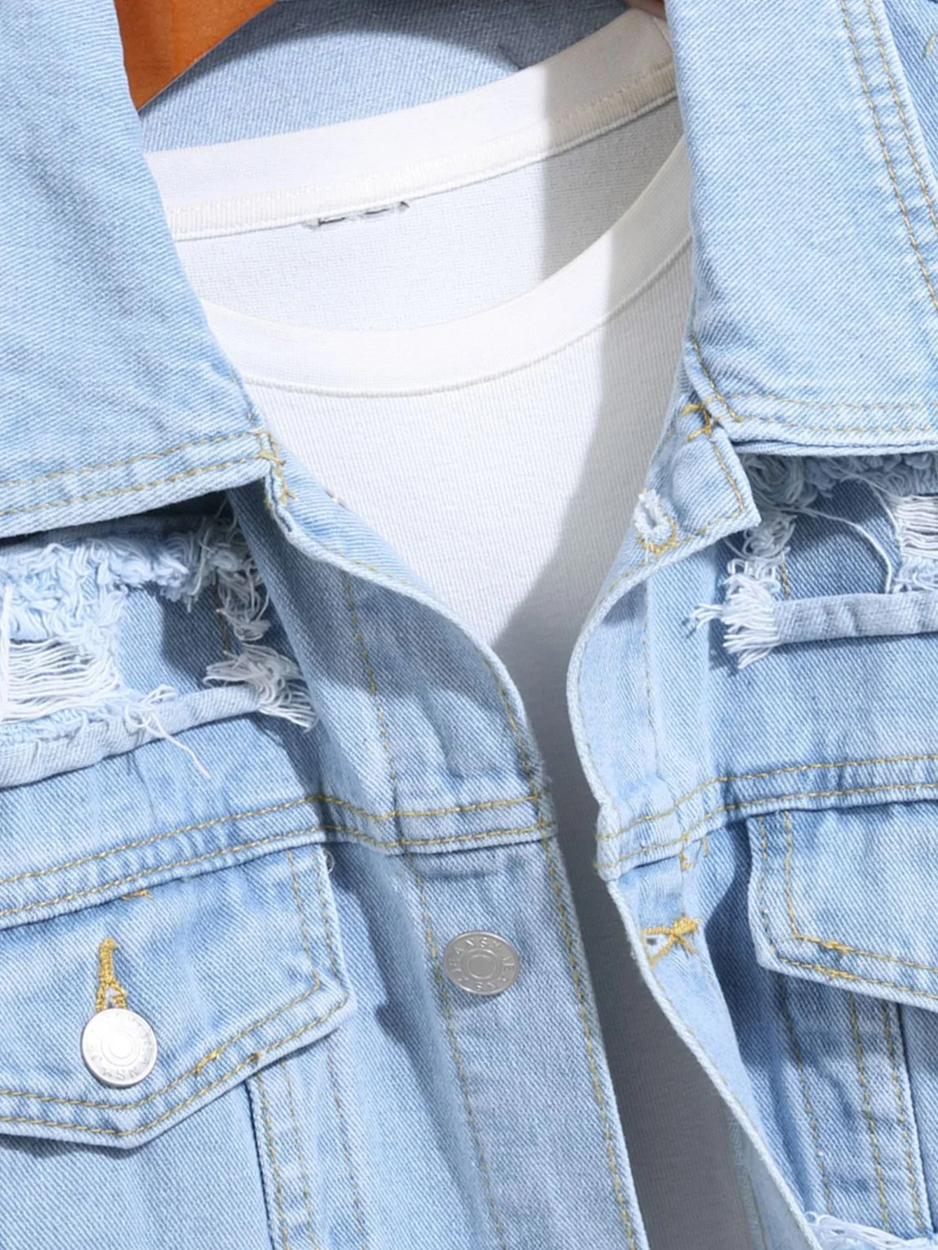 Abgenutzte Jeansjacke - Image 6