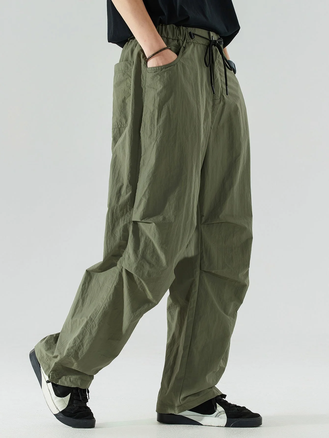 Elastische Taillen-Parachute-Hosen - Image 12