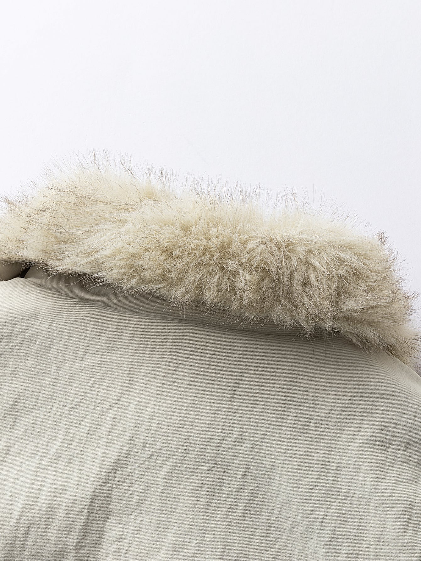 Oversize Faux Fur Collar Bomber Jacket - Image 17