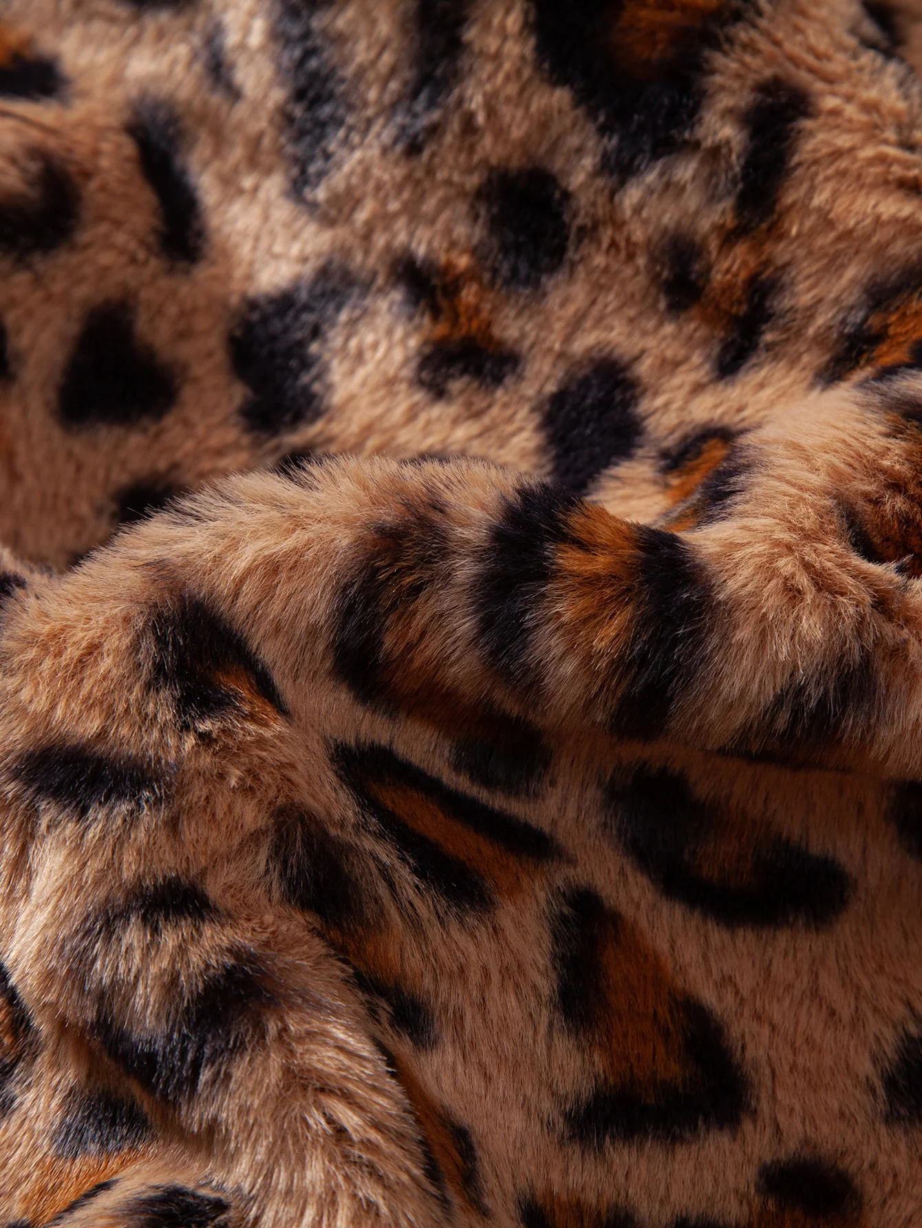 Faux Fur Leopard Zip Up Hooded Coat - Image 11
