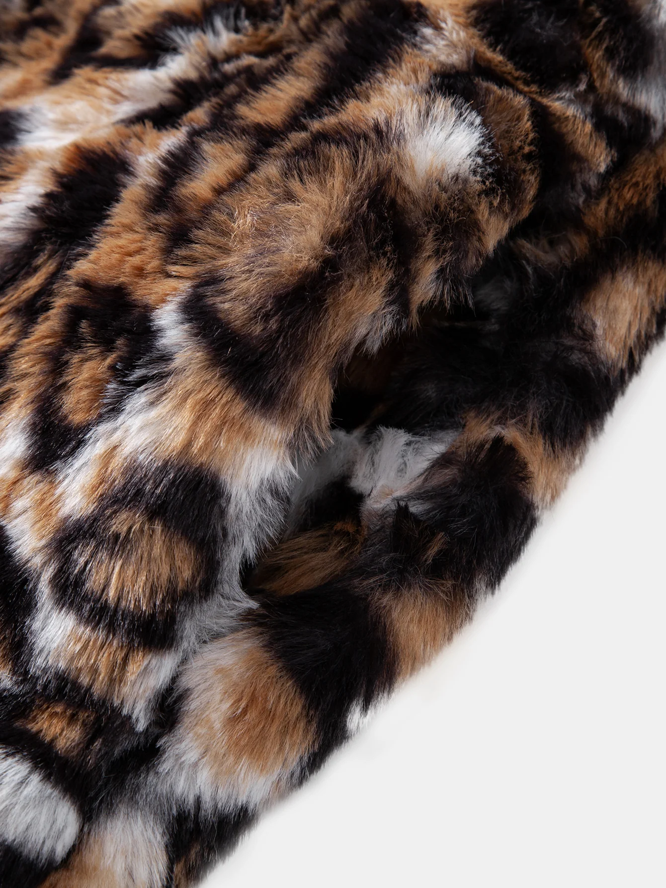 Faux Fur Leopard Hooded Vest - Image 5