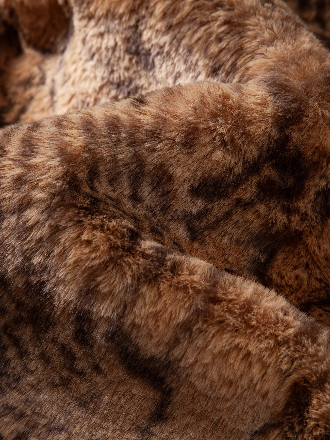 Faux Fur Serpentine Hooded Vest - Image 6