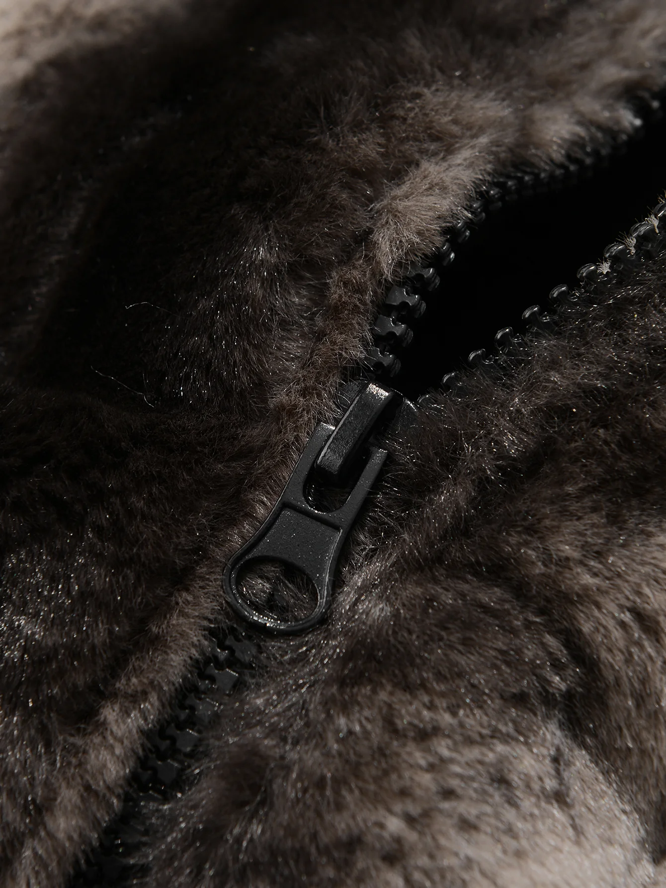 Faux Fur Zip-Up Hooded Vest - Image 5