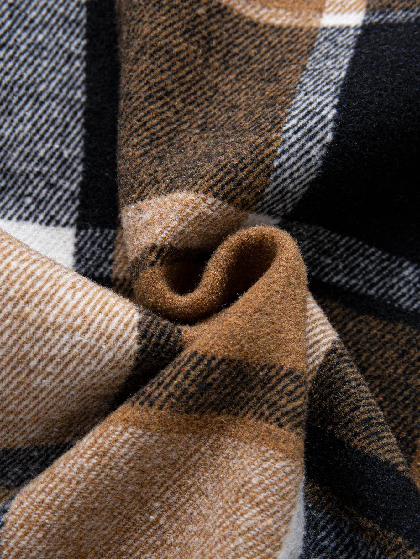 Flannel Fleece Lined Plaid Cotton Button Up Shirt - Image 7