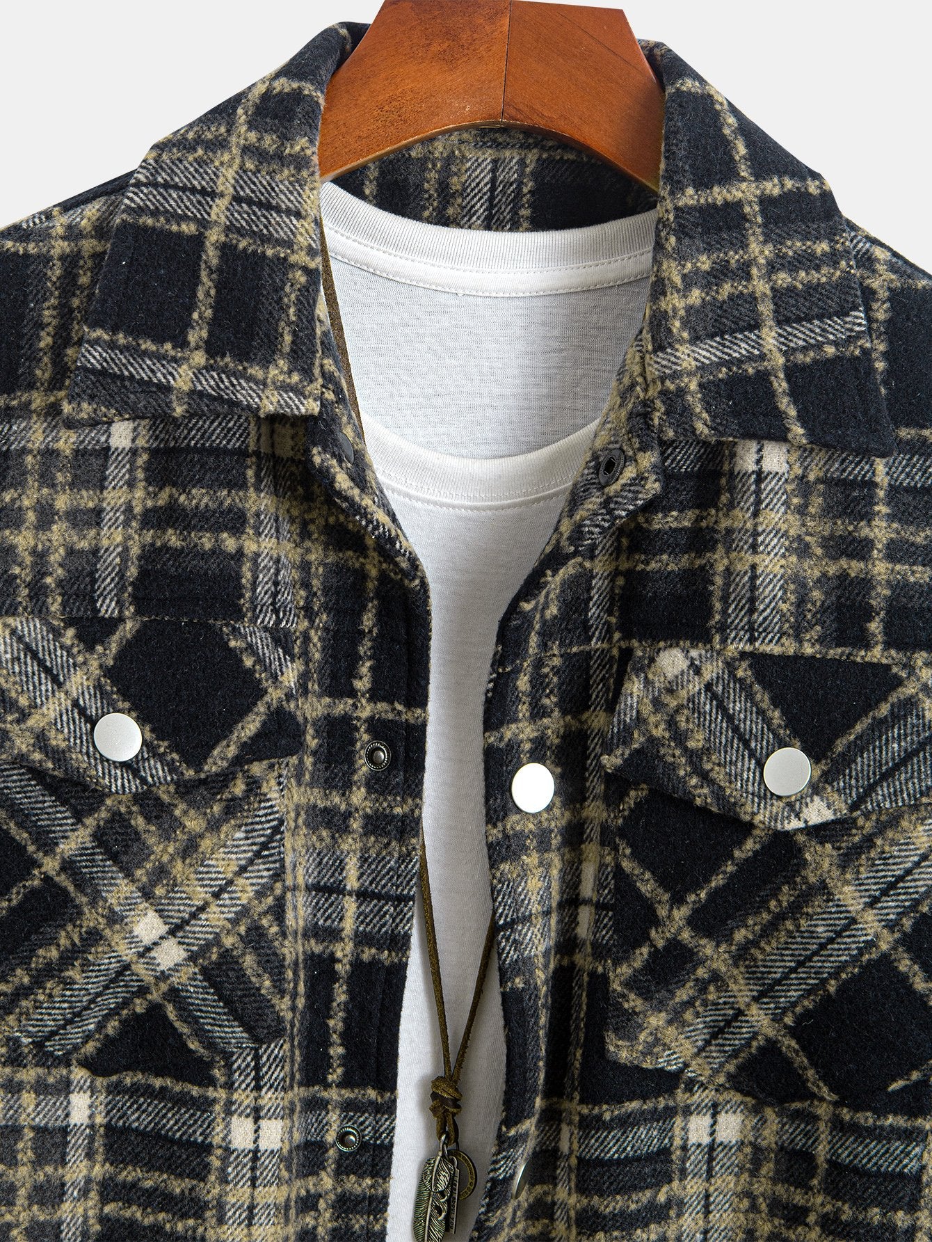Flanellkarierte Jacke - Image 8