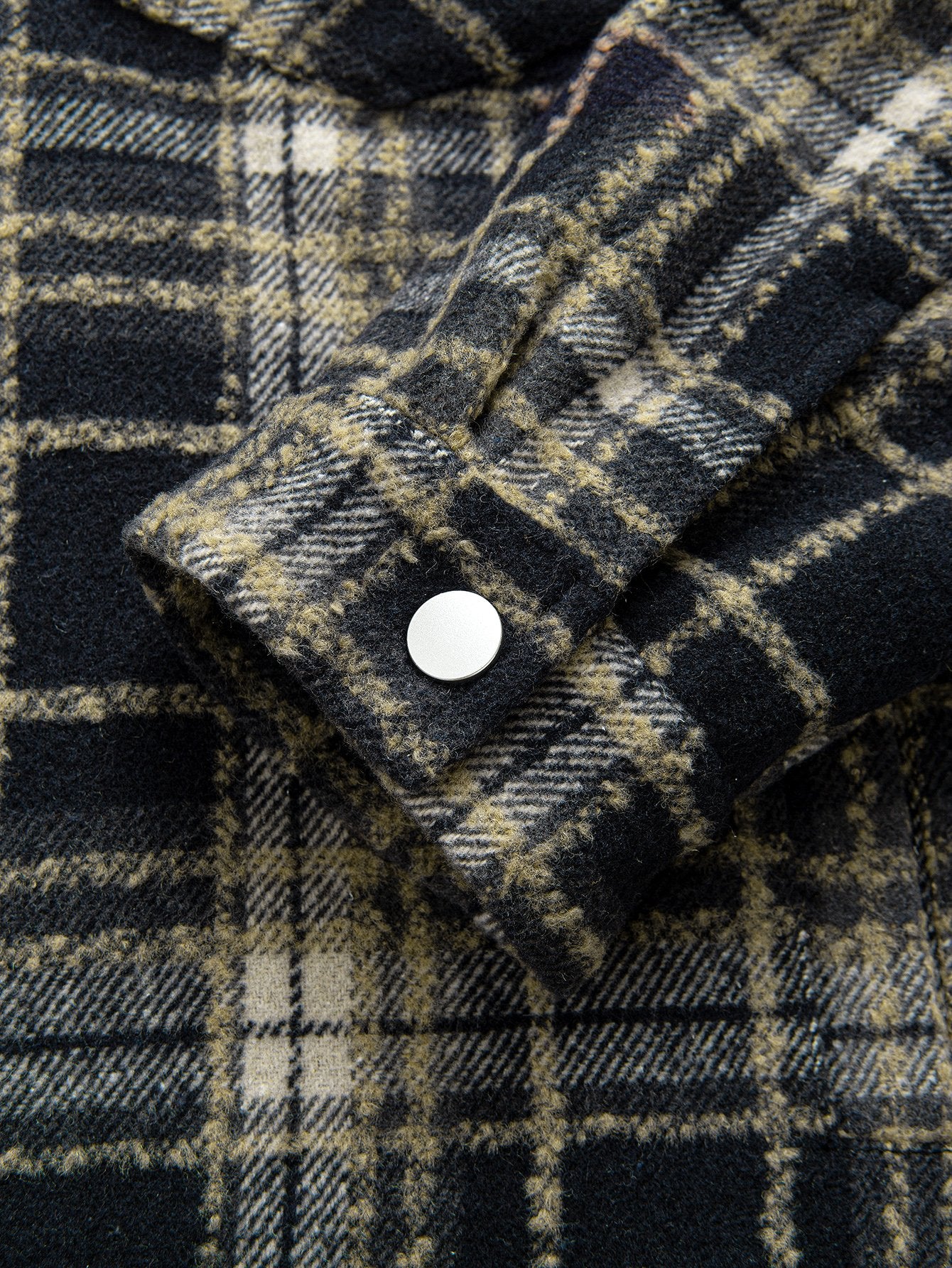 Flanellkarierte Jacke - Image 9