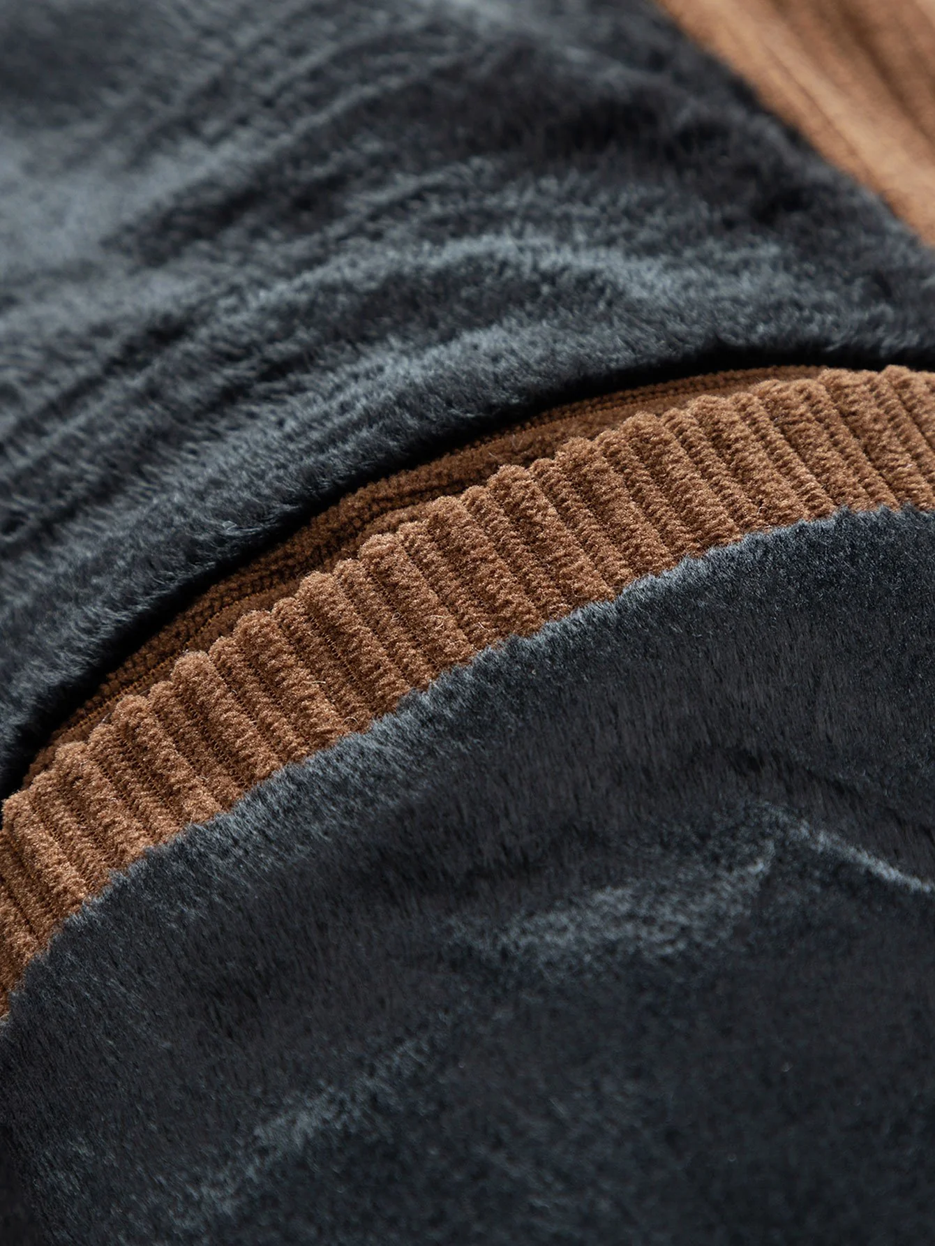 Funnel-Neck-gefütterte Cord-Jacke - Image 10