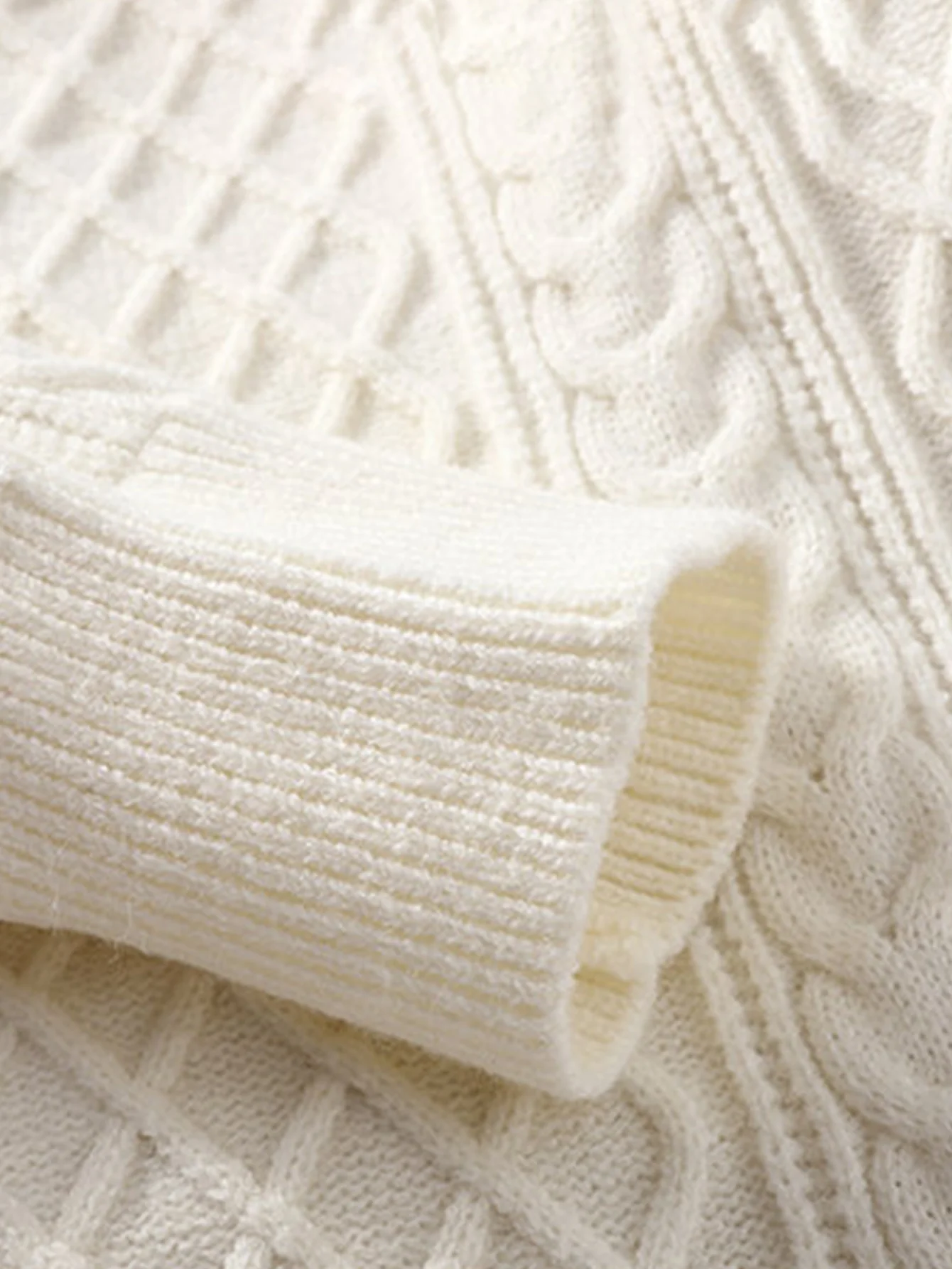 Geometric Jacquard Crew Neck Sweater - Image 8