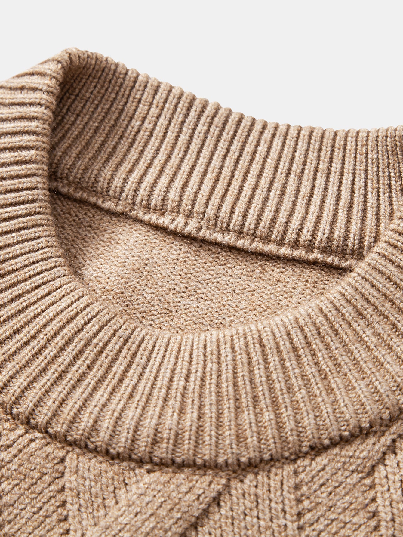 Schwerer geometrischer Jacquard-Pullover mit Stehkragen - Image 11