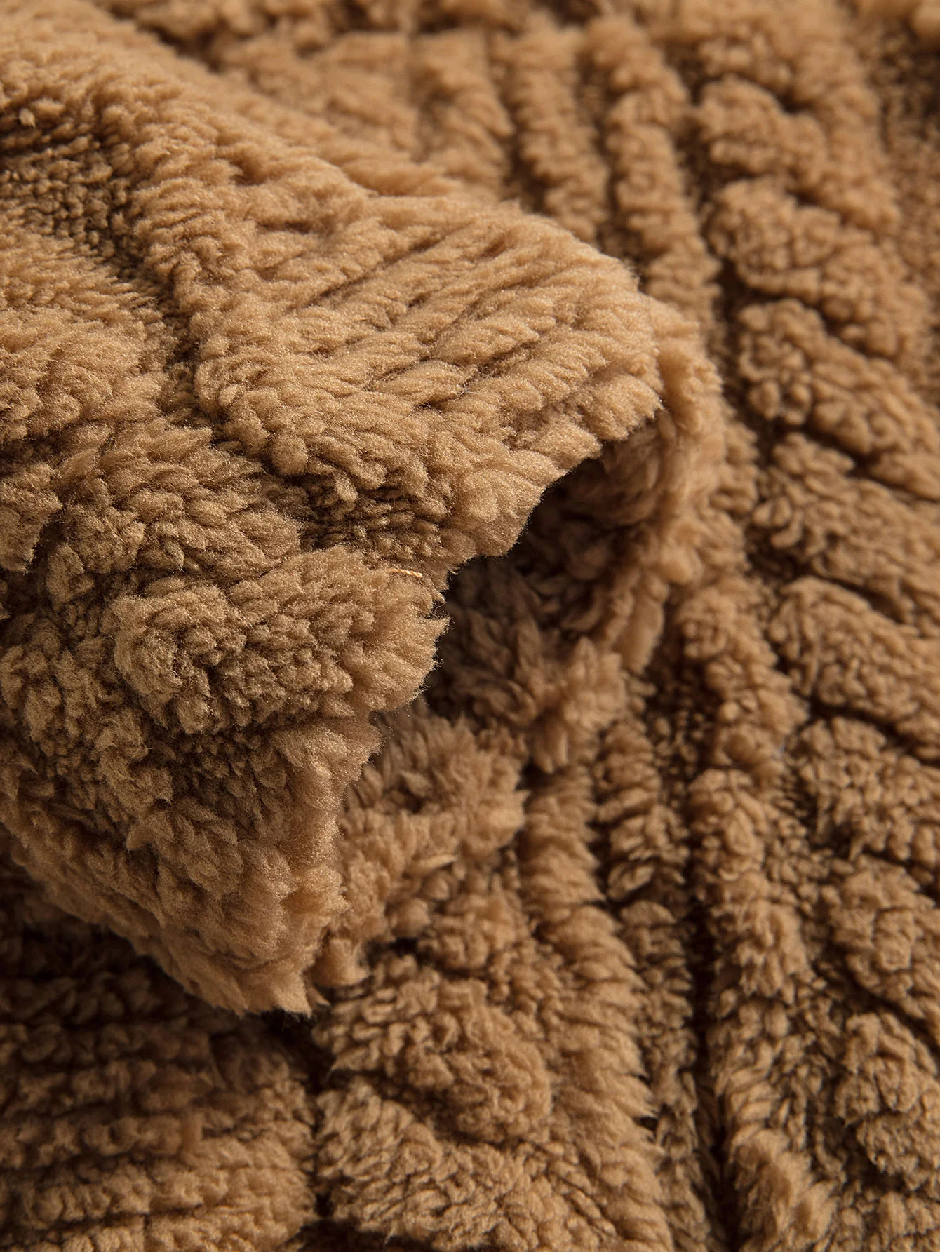 Geometric Jacquard Teddy Half-Zip Hoodie - Image 11