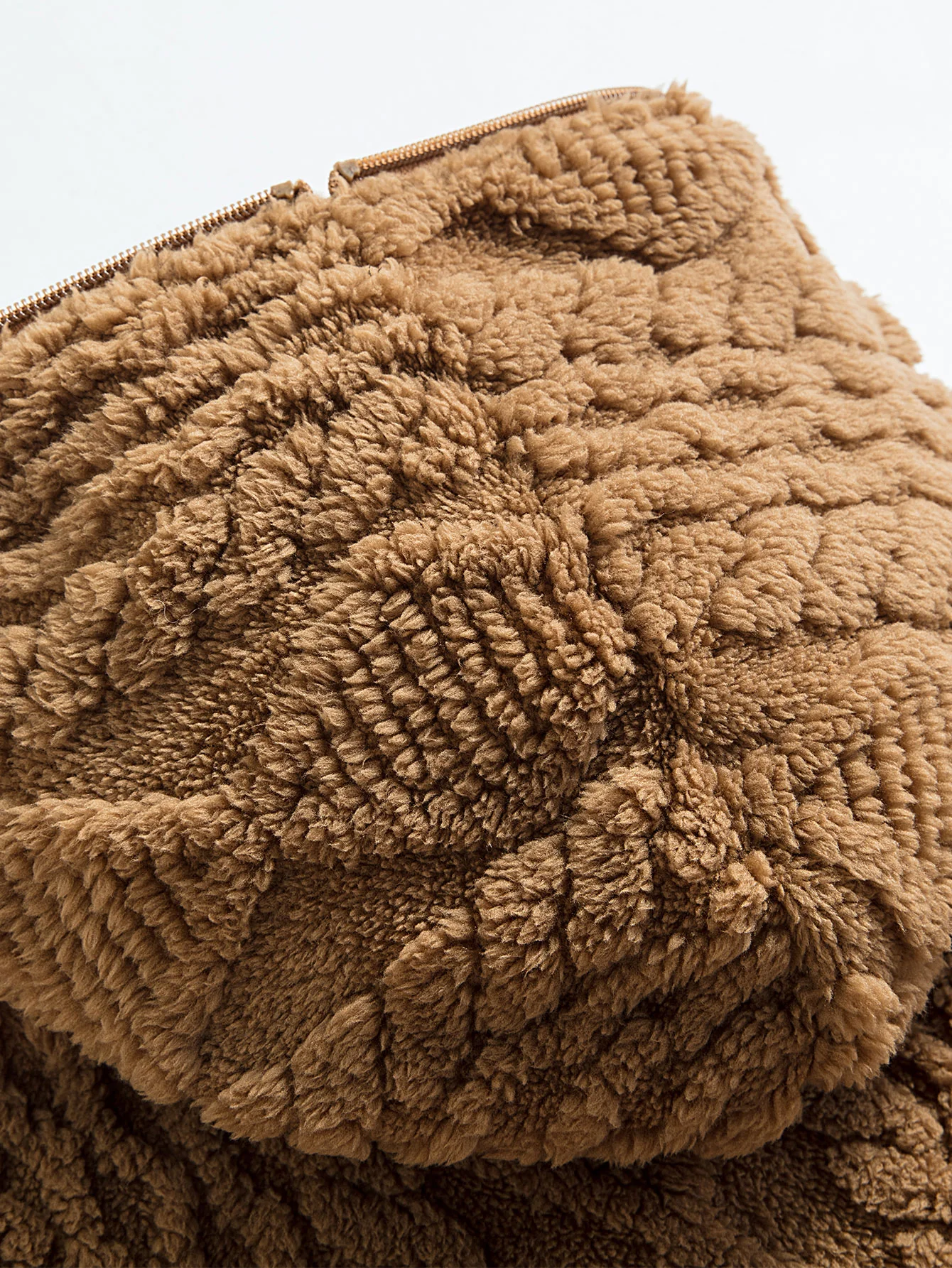 Geometric Jacquard Teddy Half-Zip Hoodie - Image 9