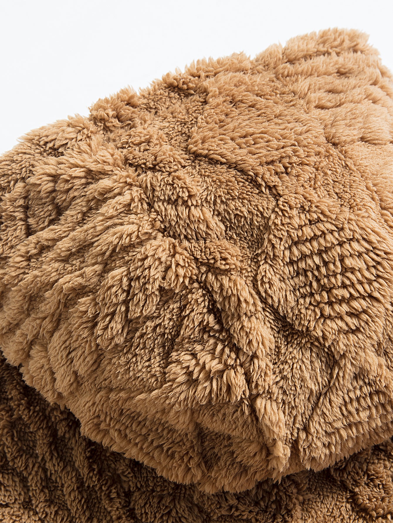 Geometrischer Jacquard Teddy Hoodie - Image 9