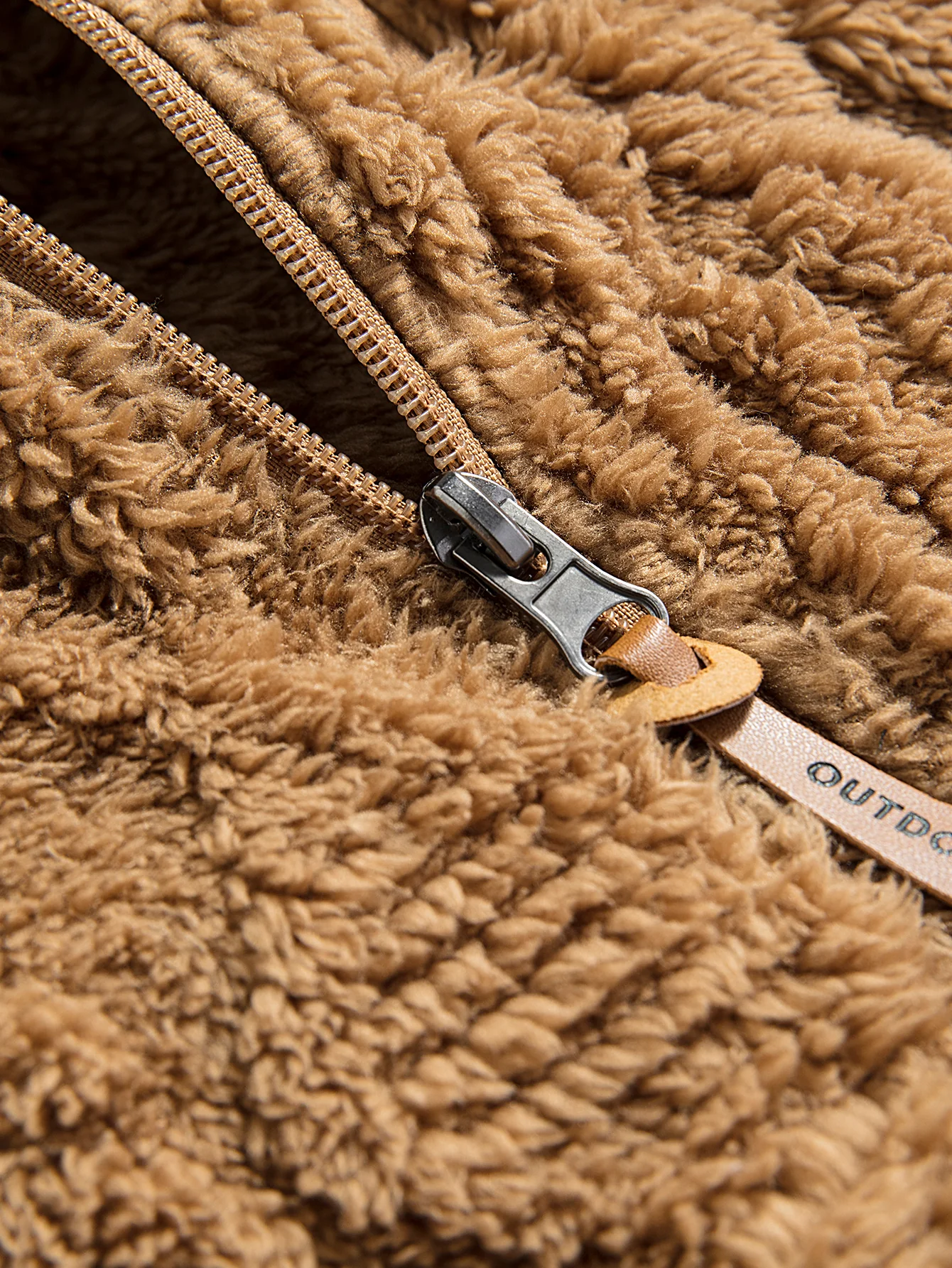 Geometrischer Jacquard Teddy Hoodie - Image 10