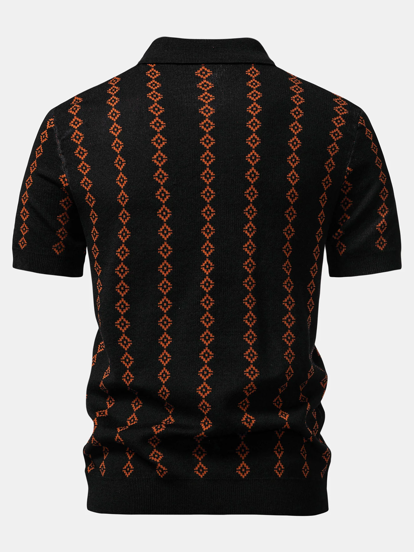 Geometrisch gestricktes Poloshirt mit V-Ausschnitt - Image 4