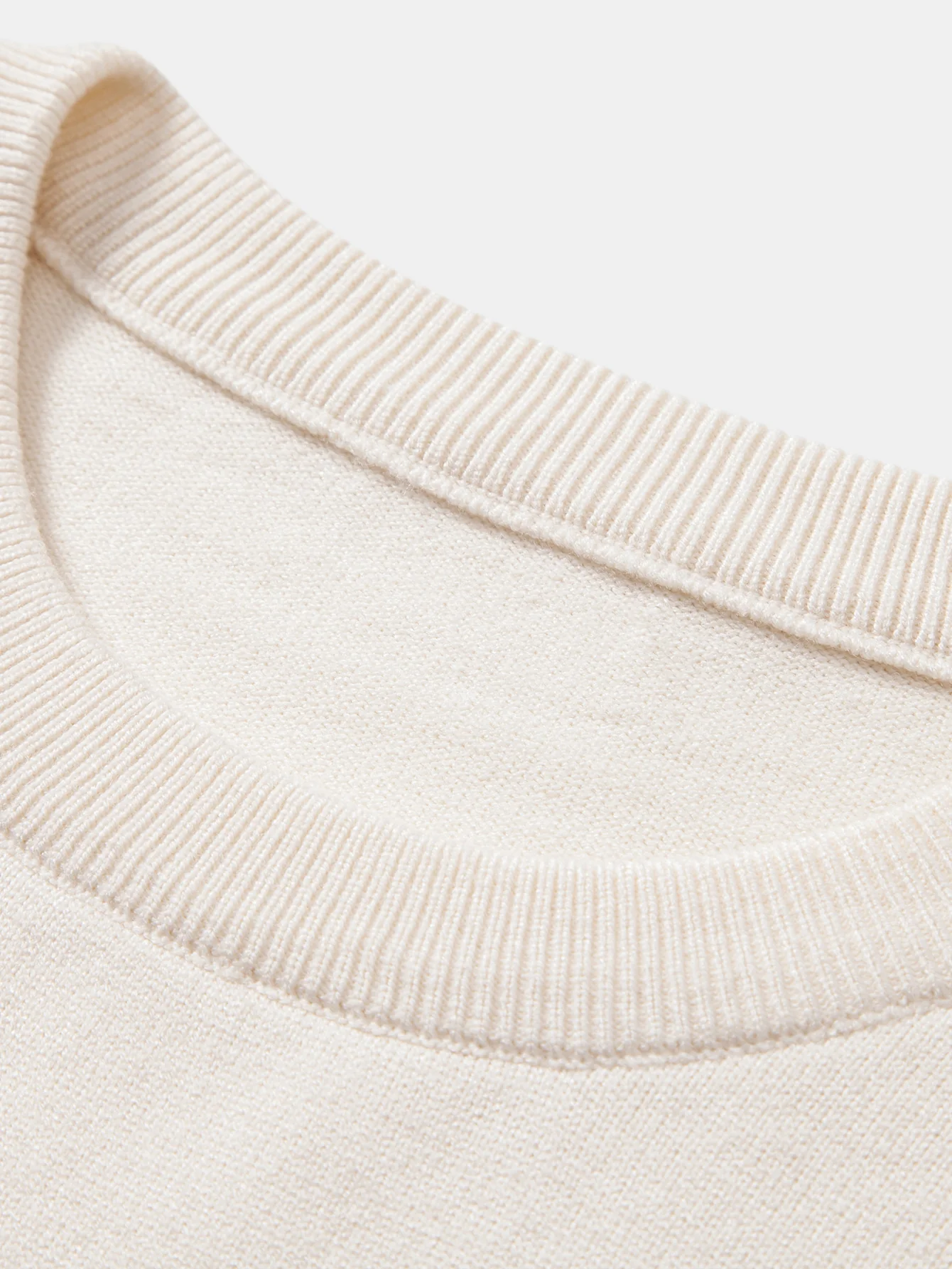 Pullover mit Rundhalsausschnitt und horizontalem Streifenmuster - Image 9