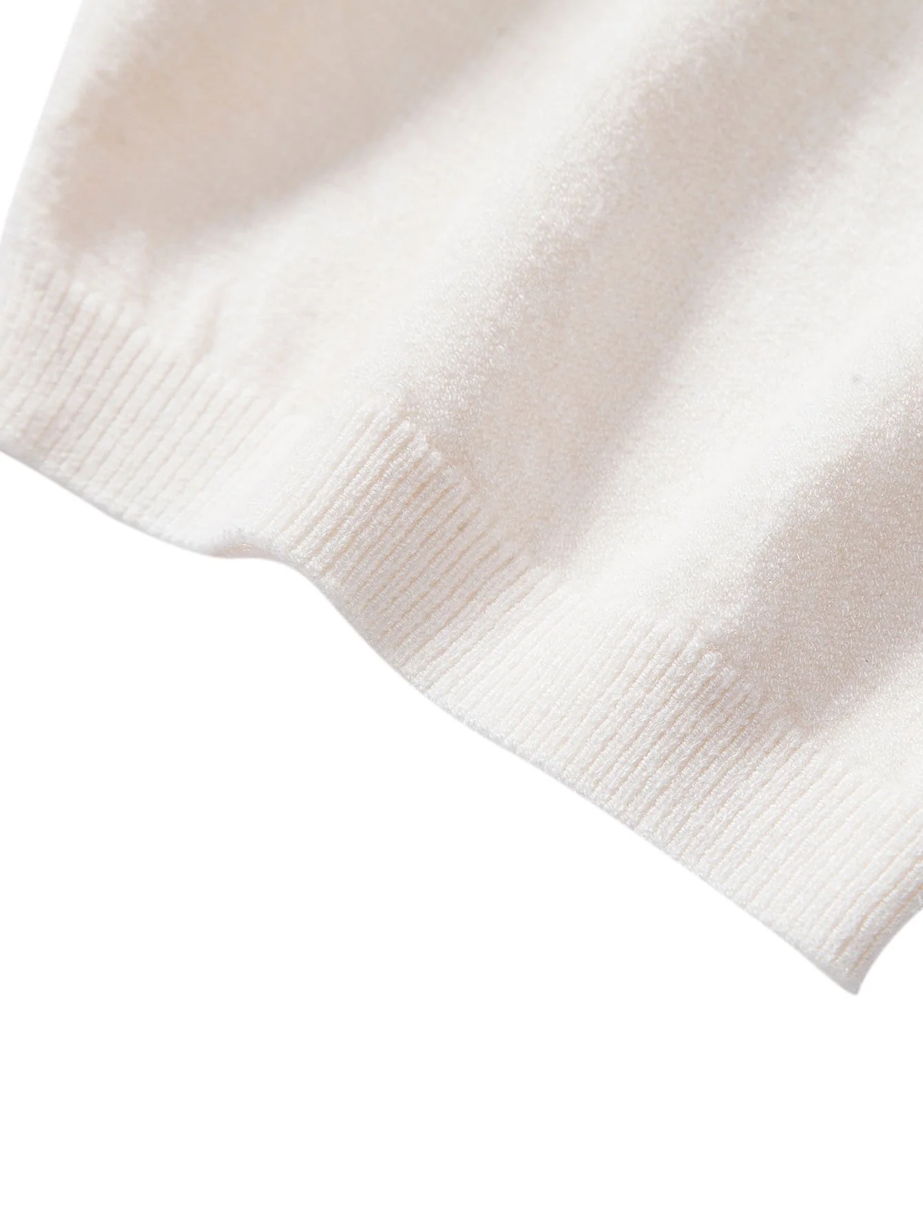 Strick Crew Neck T-Shirt - Image 11