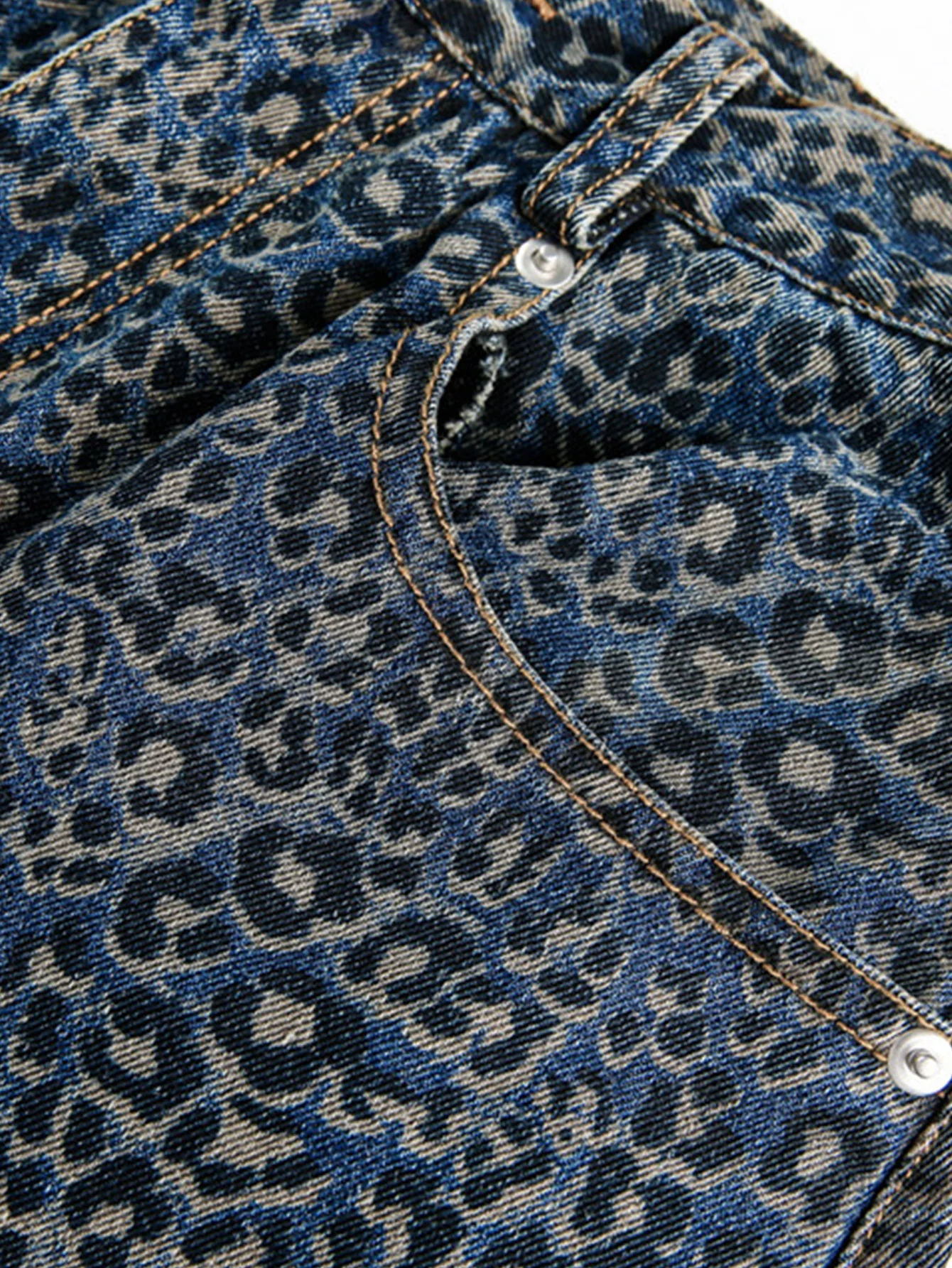 Leopardenmuster gewaschene distressed Denim Baggy-Hose - Image 10